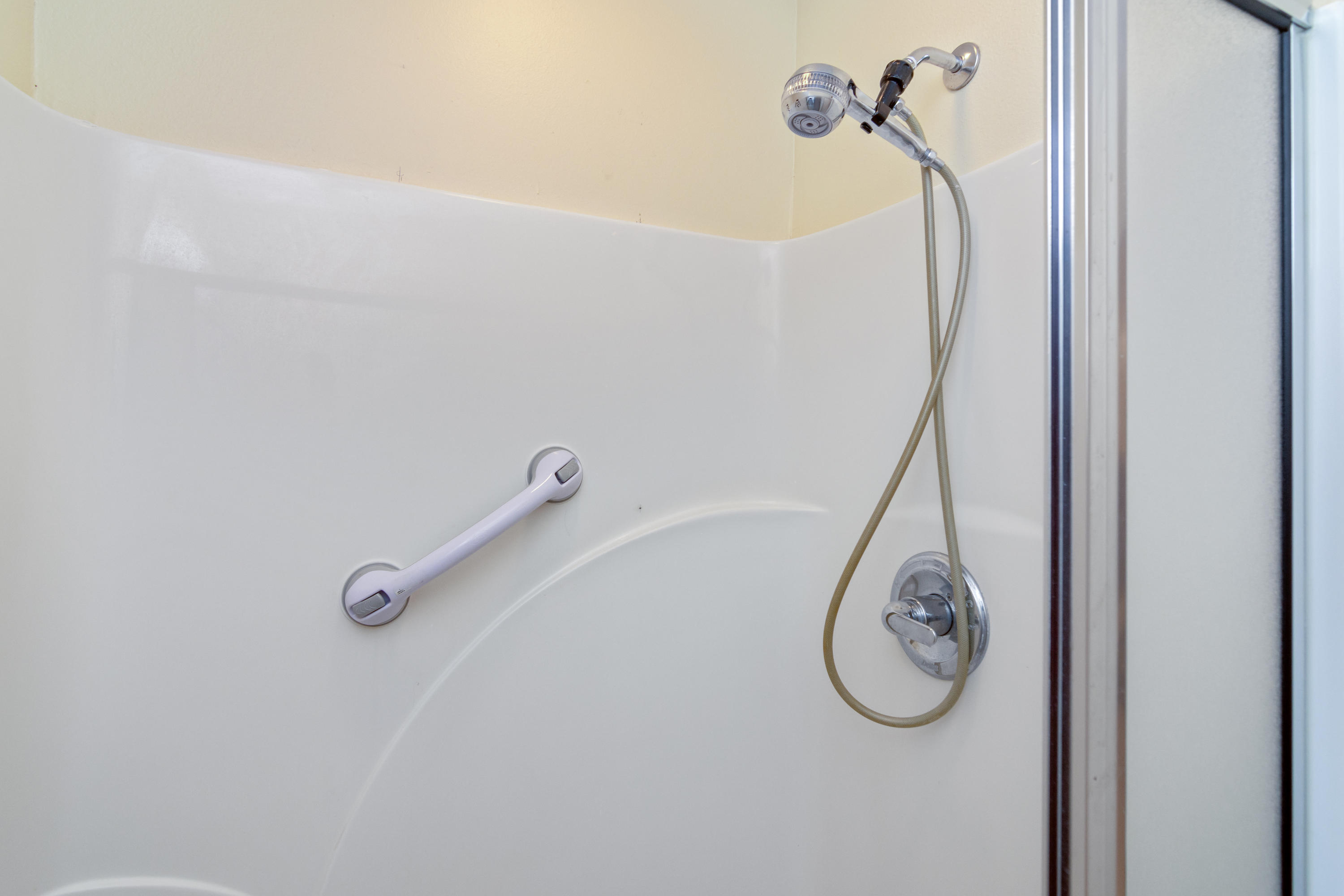 ROLLING HILLS - Residential