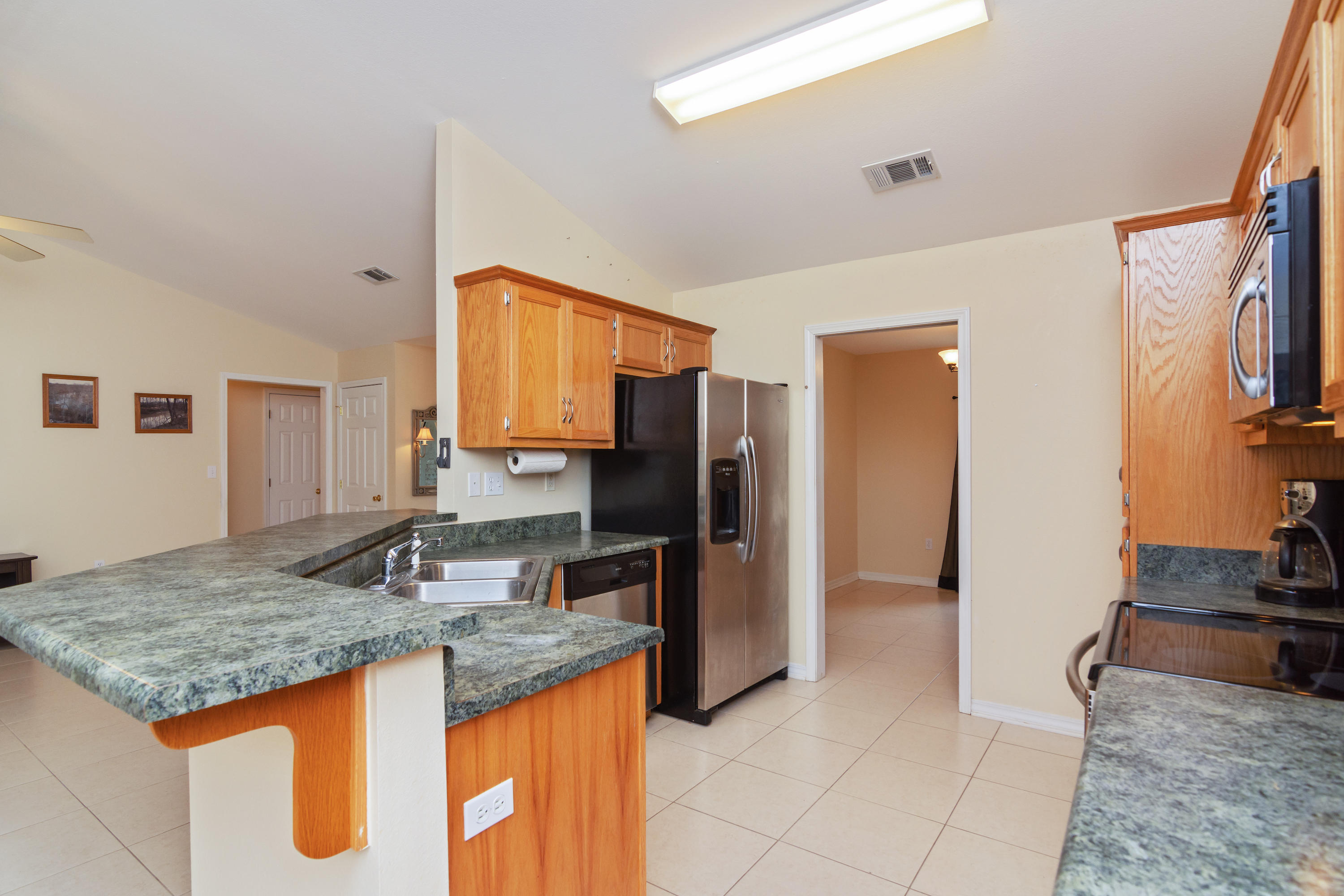 ROLLING HILLS - Residential