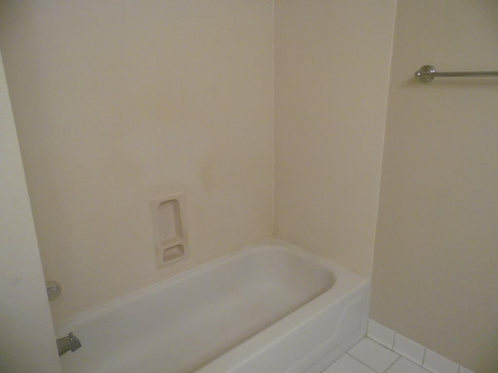 SUMMIT AT TOPS'L (THE) - Residential