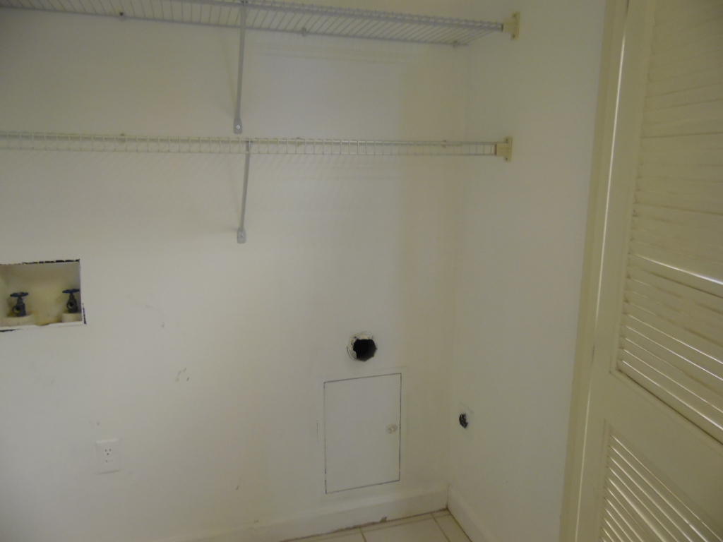 SUMMIT AT TOPS'L (THE) - Residential