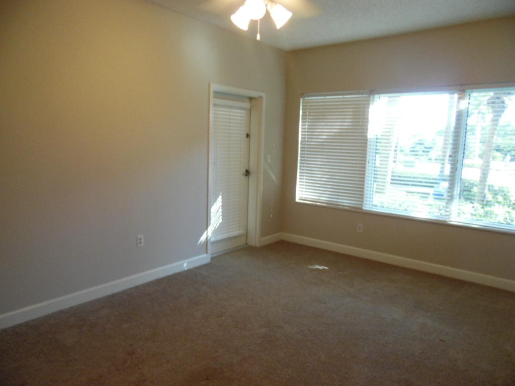 SUMMIT AT TOPS'L (THE) - Residential