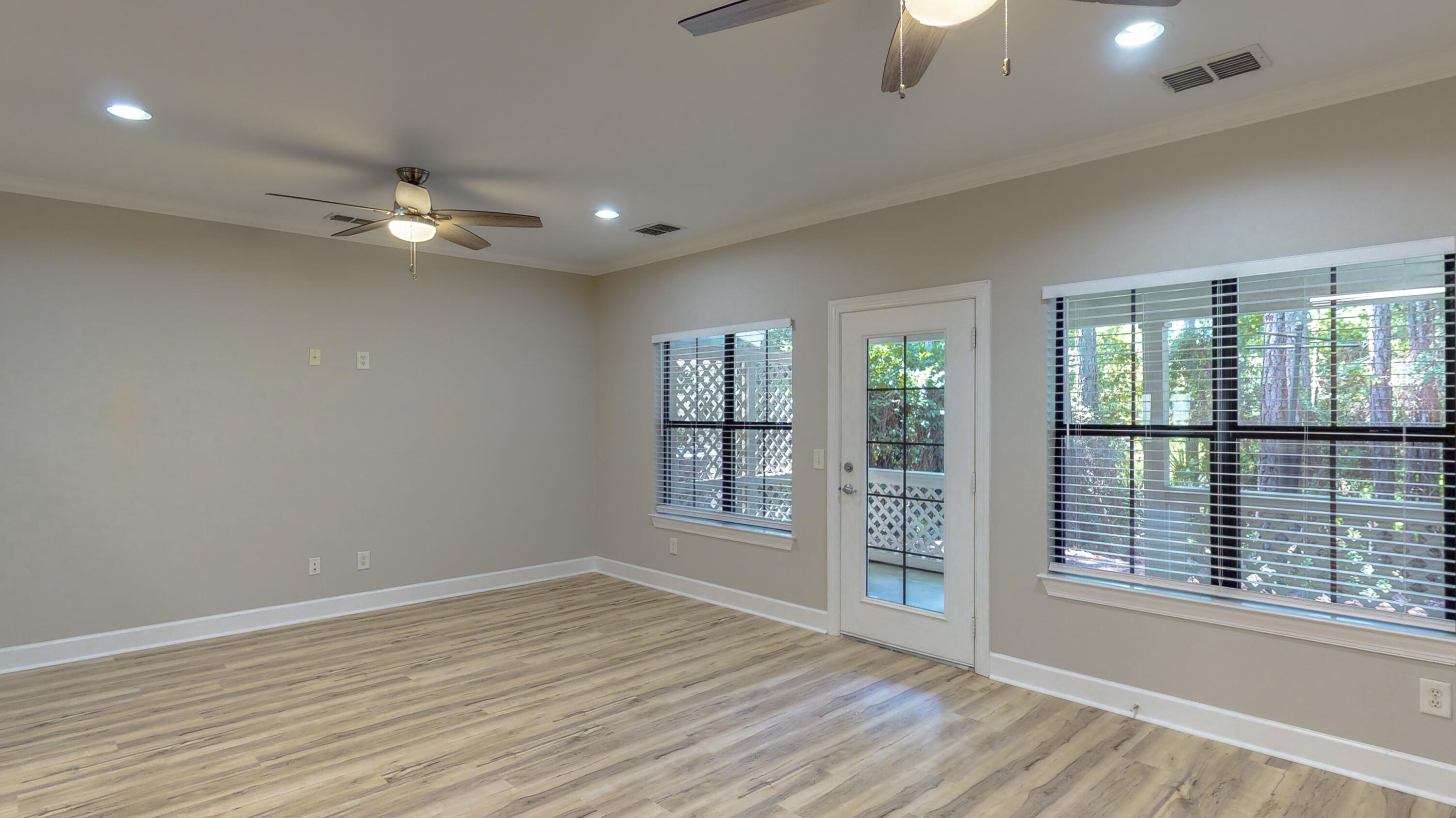 SOUTH HAVEN TOWNHOMES - Residential