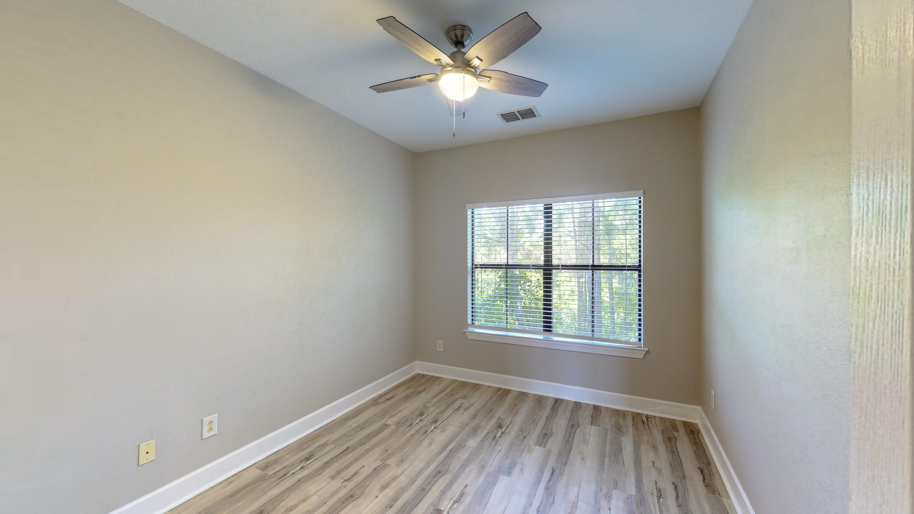 SOUTH HAVEN TOWNHOMES - Residential