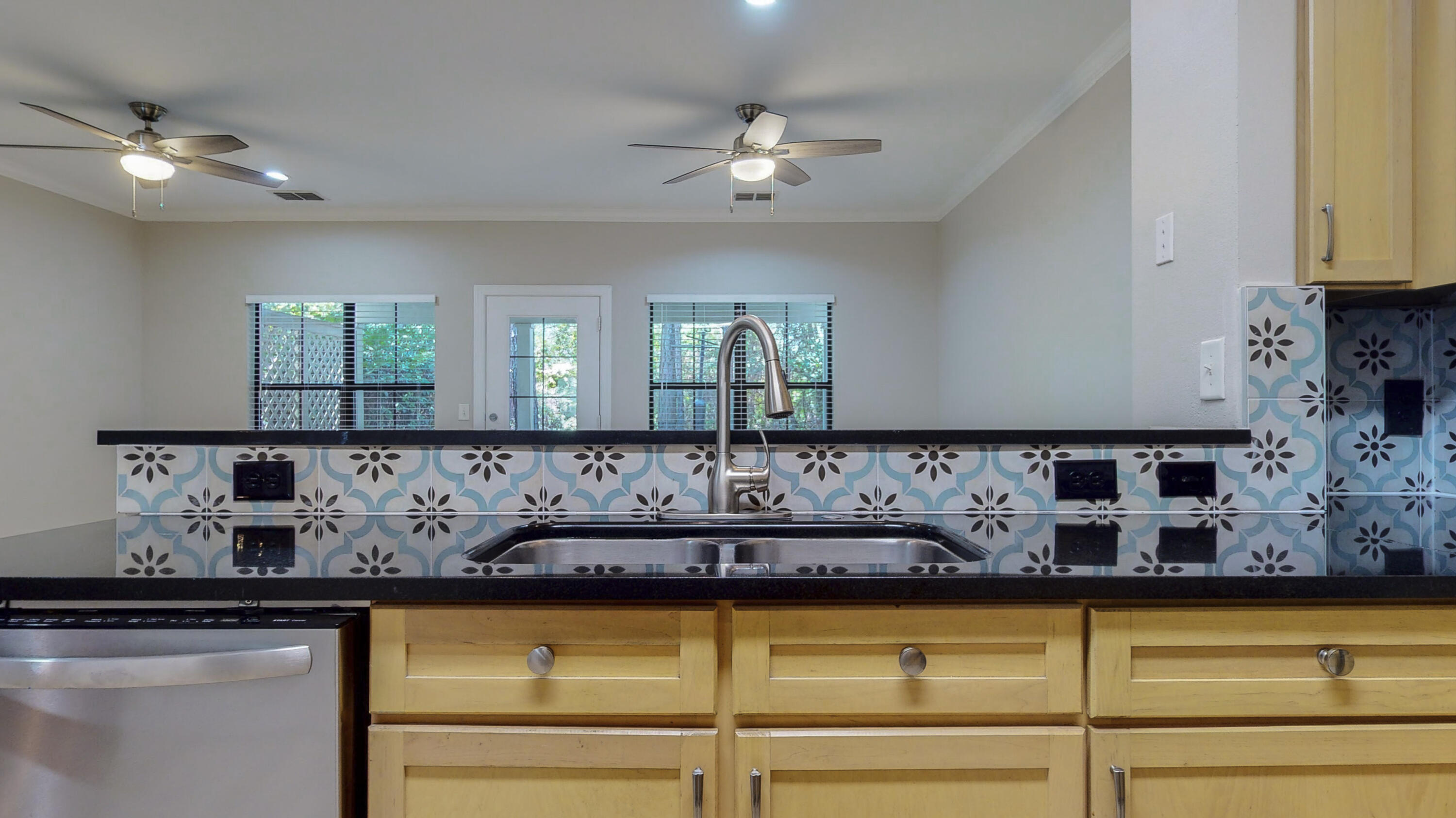 SOUTH HAVEN TOWNHOMES - Residential