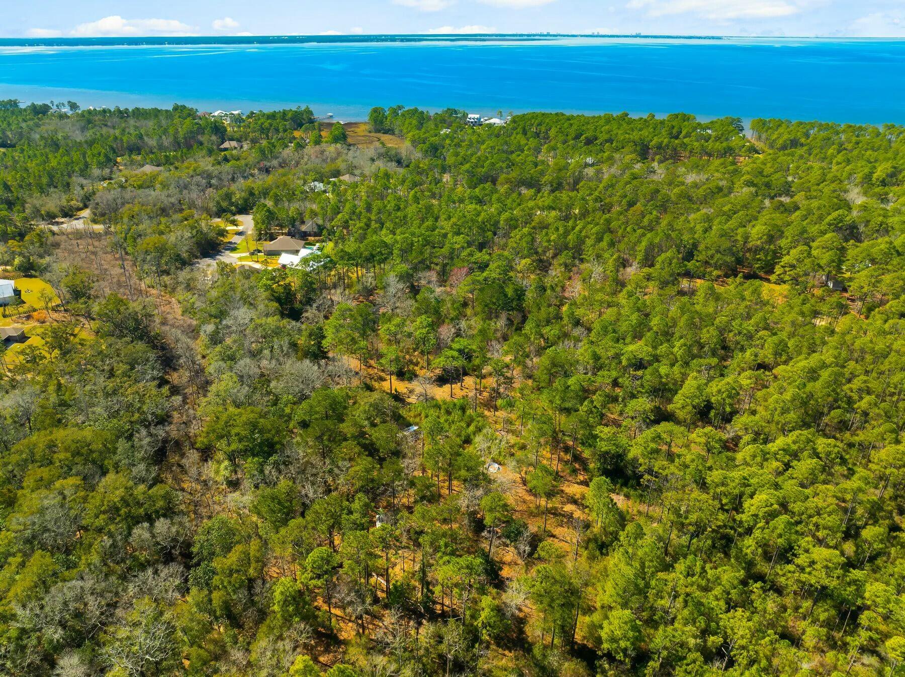 NO RECORDED SUBDIVISION - Land
