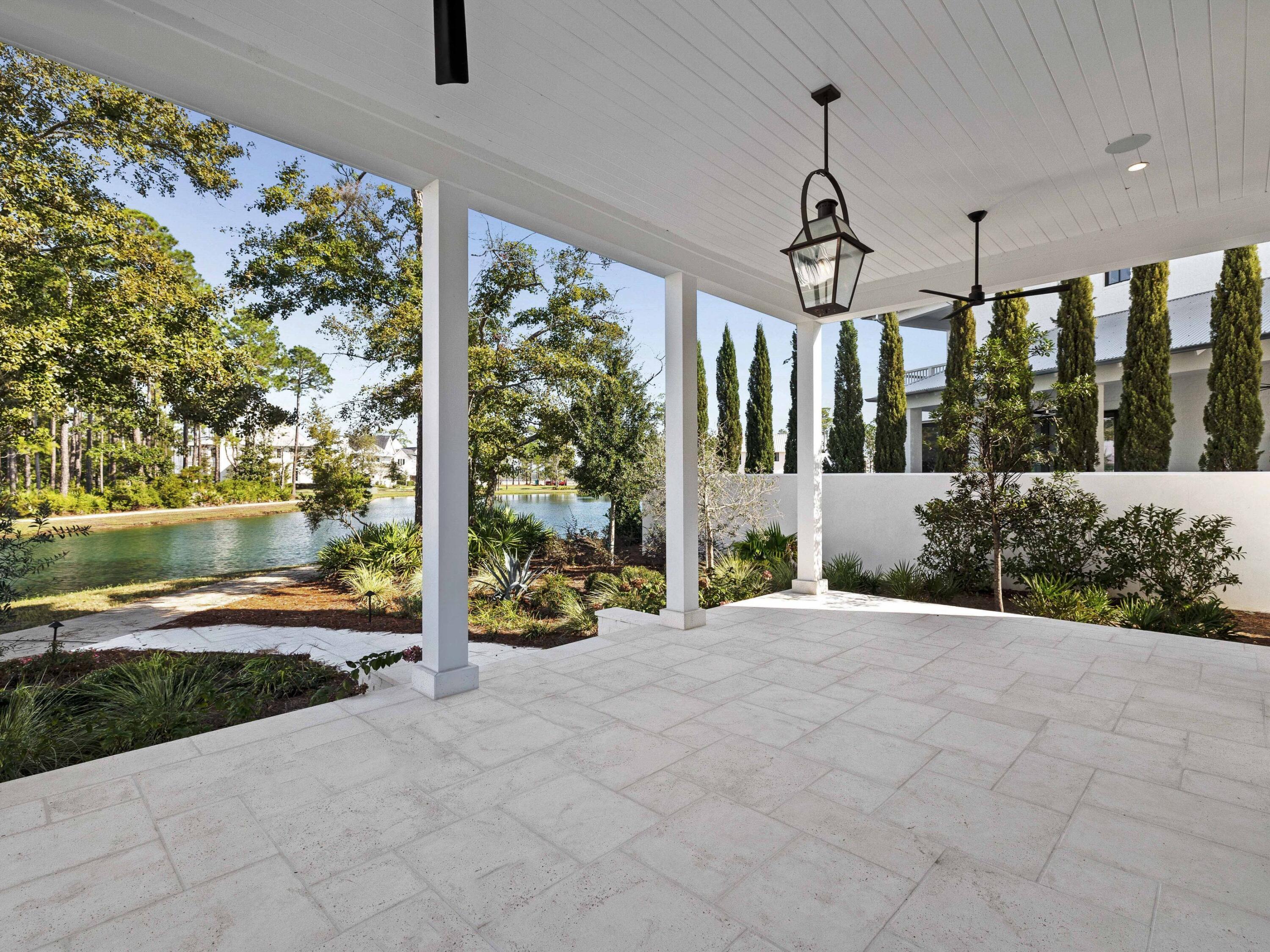 CHURCHILL OAKS - Residential