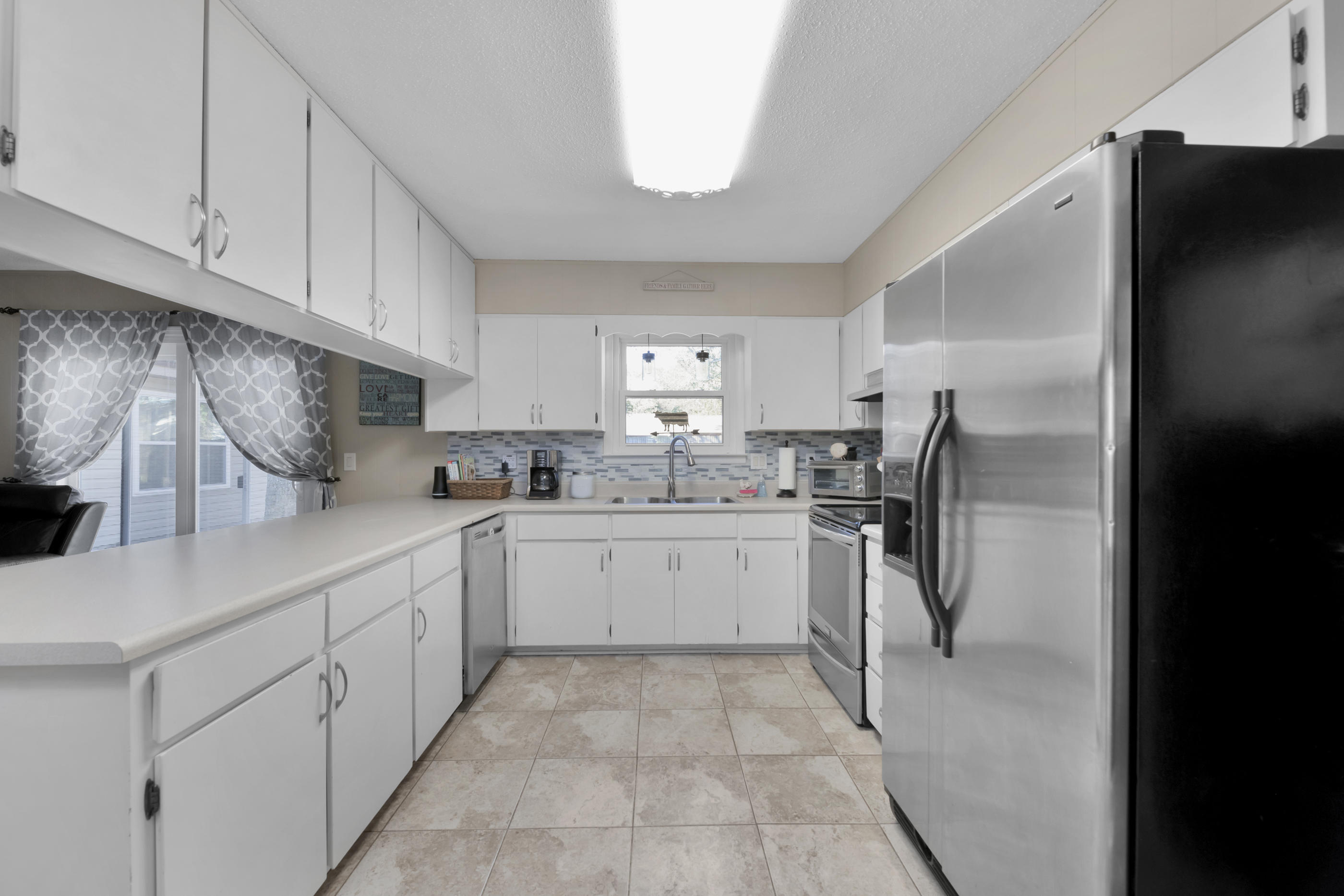 SHERWOOD FOREST - Residential