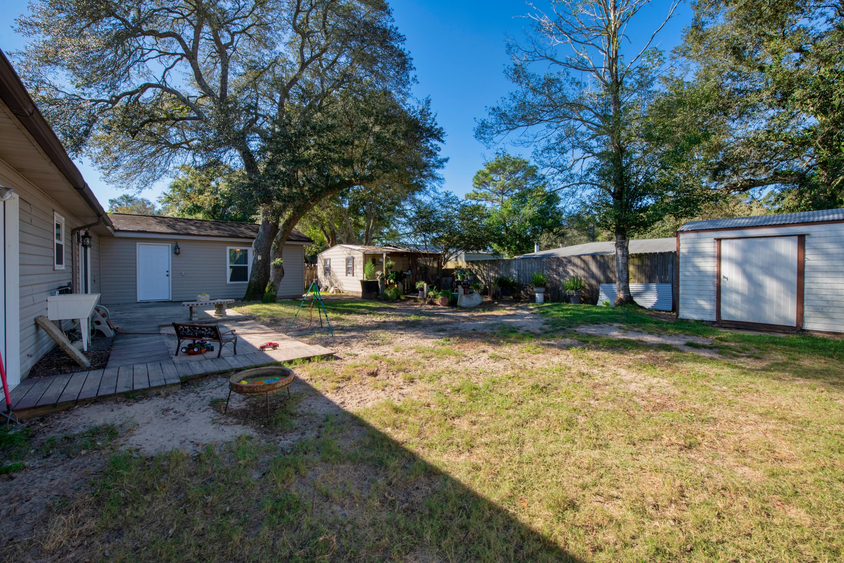 SHERWOOD FOREST - Residential