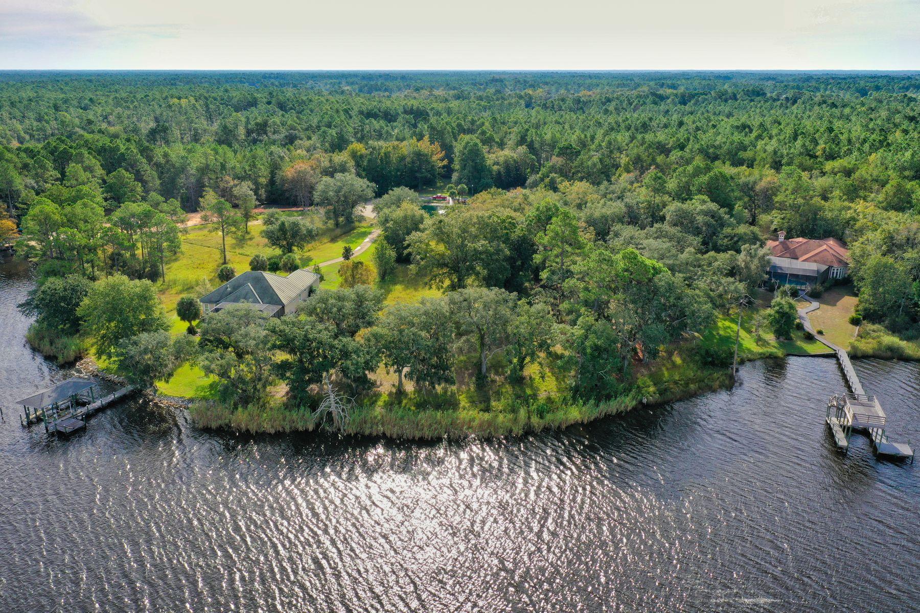 LAGRANGE COVE - Land