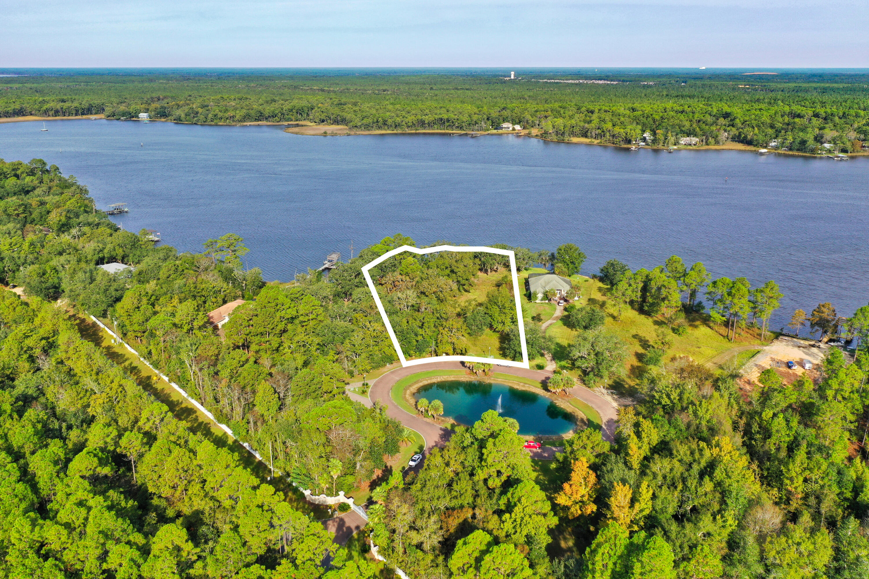 LAGRANGE COVE - Land