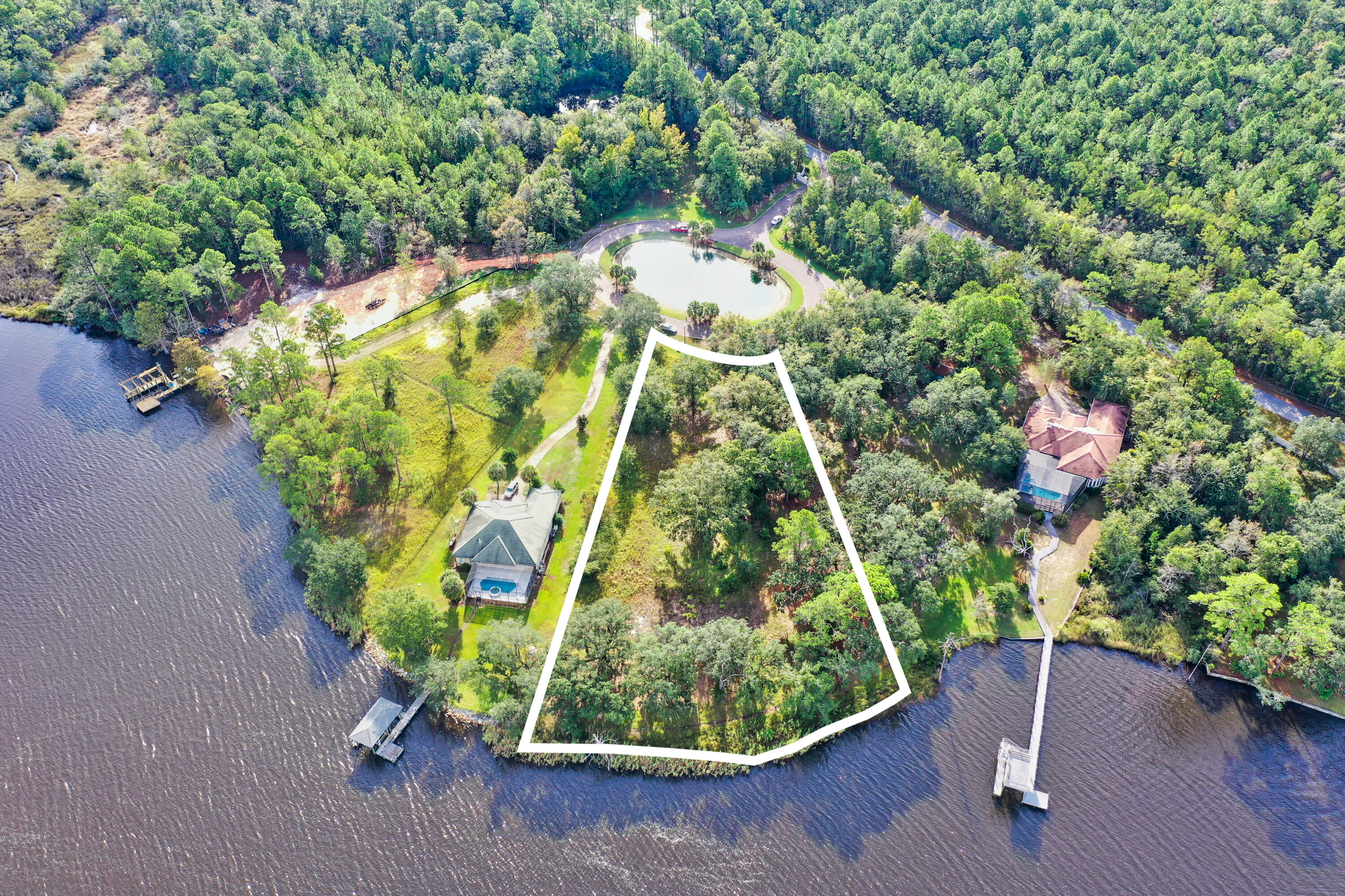 LAGRANGE COVE - Land