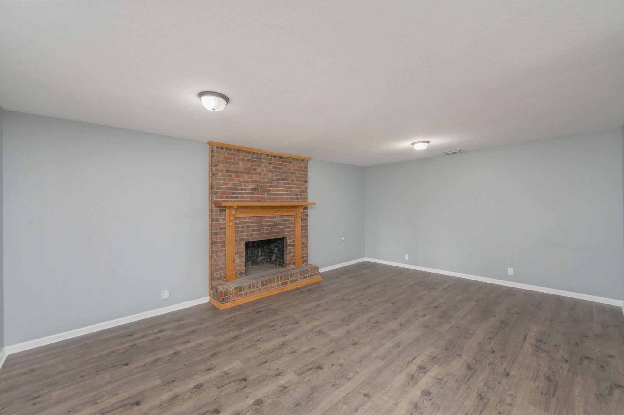 METES & BOUNDS - Residential Lease