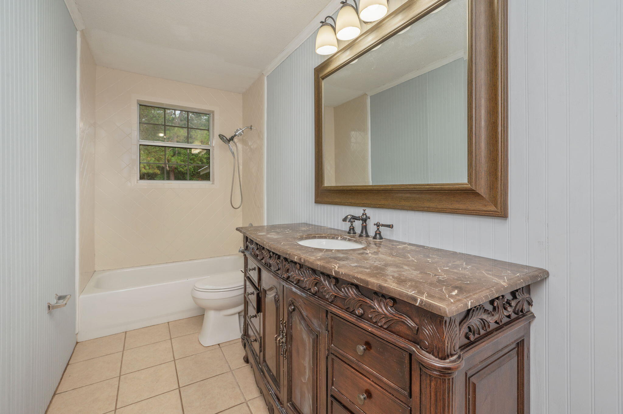 METES & BOUNDS - Residential Lease