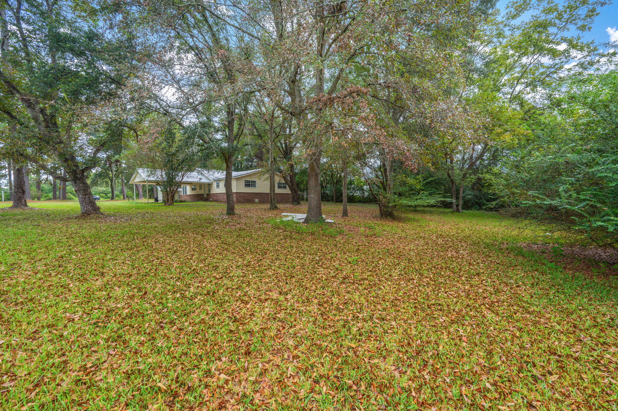METES & BOUNDS - Residential Lease
