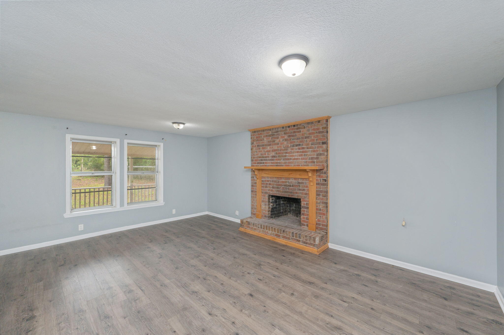 METES & BOUNDS - Residential Lease