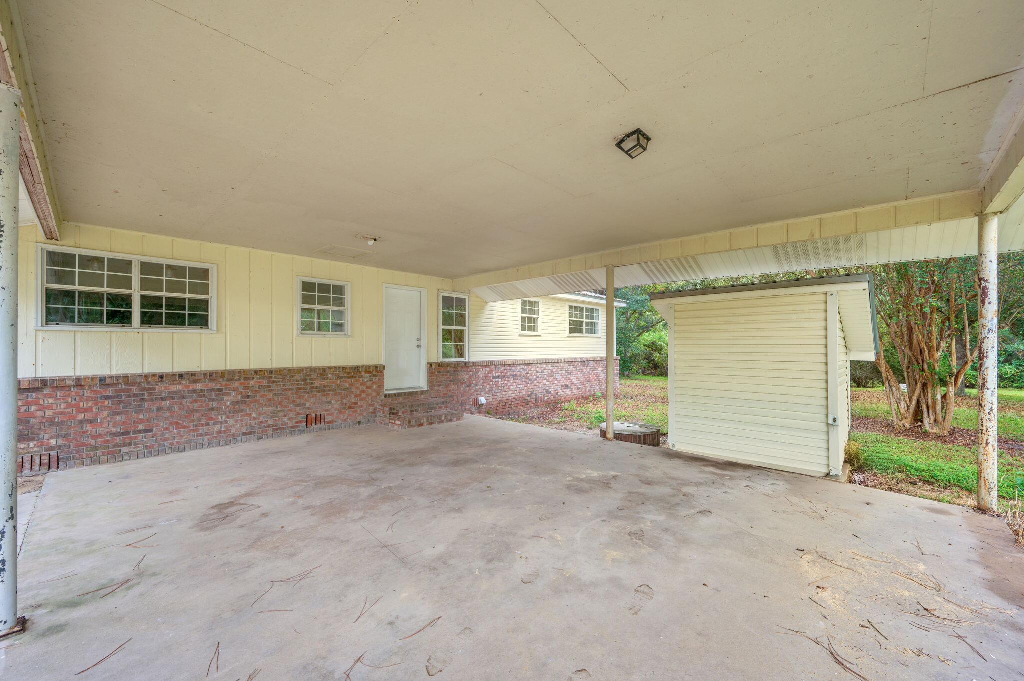 METES & BOUNDS - Residential Lease