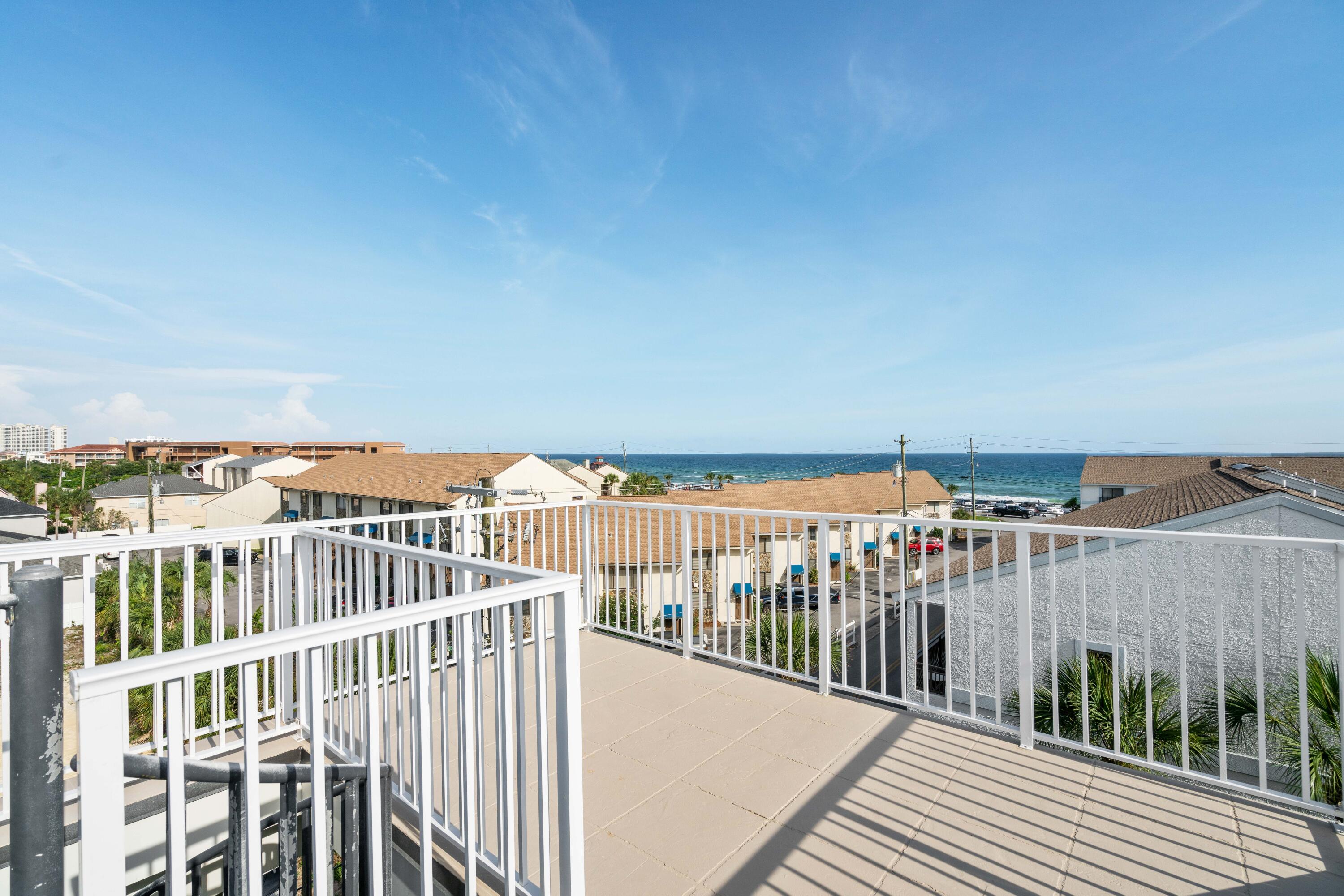 MIRAMAR BEACH - Residential