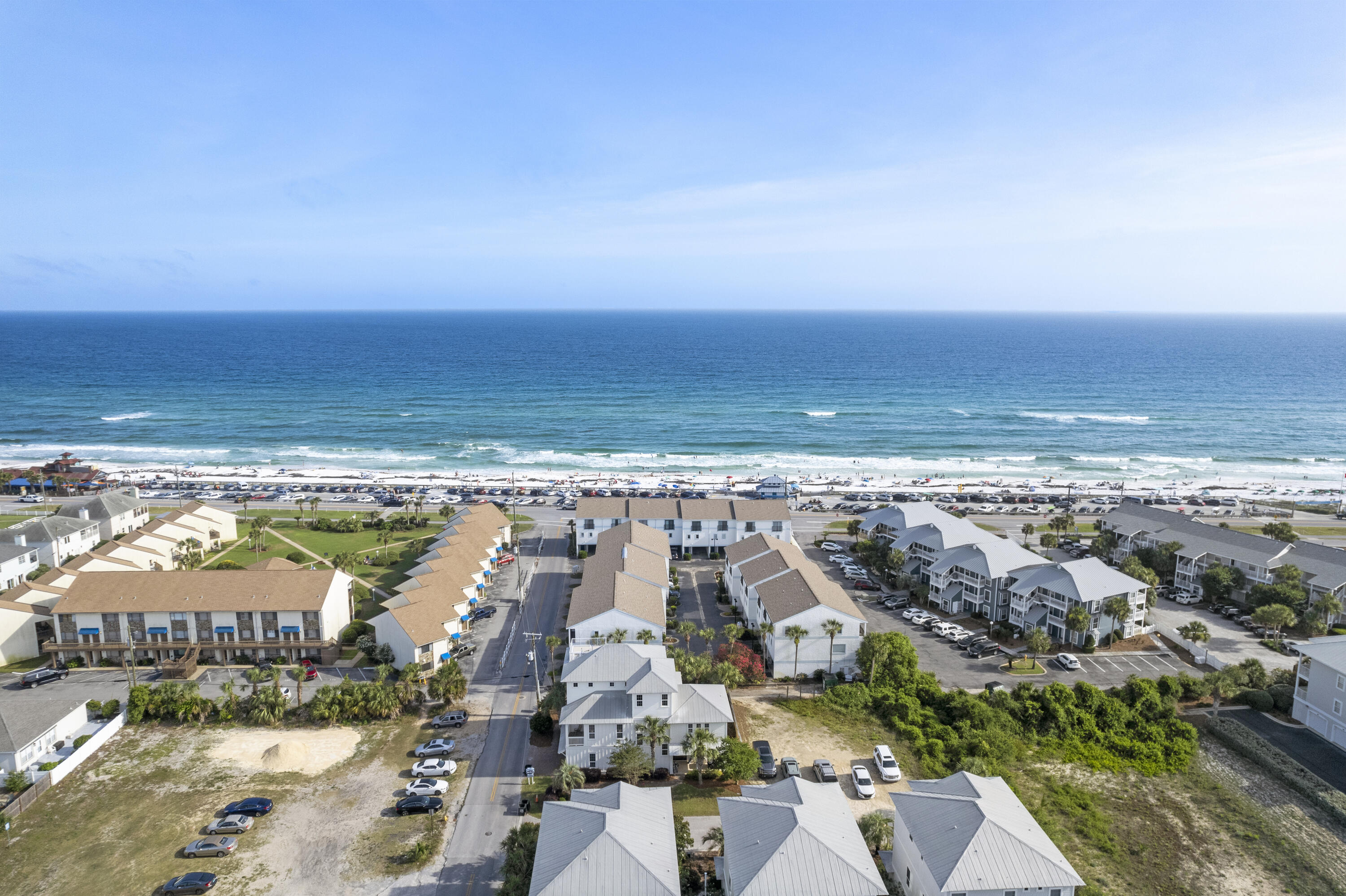MIRAMAR BEACH - Residential