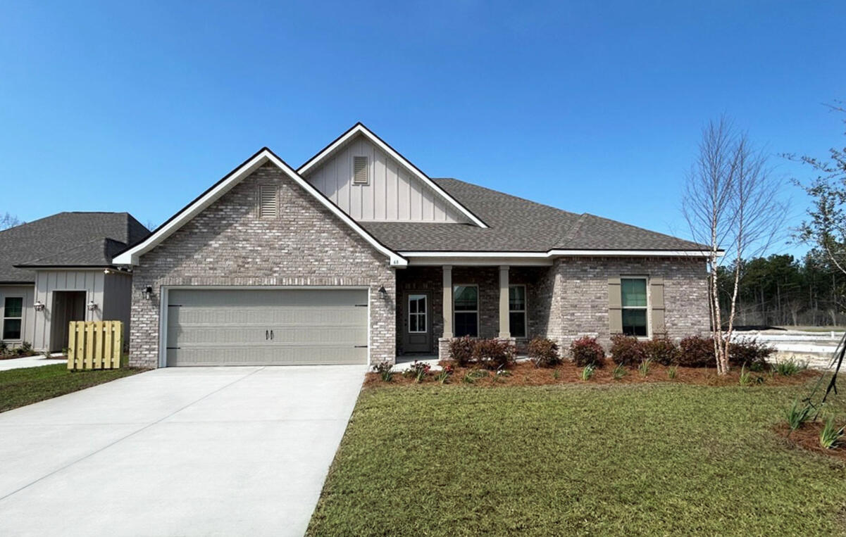 Awesome builder rate plus FREE window blinds. Restrictions apply.The COMSTOCK III H in Starburst at Hammock Bay community offers a 4BR, 2BA, open design. Upgrades added (list attached). Features: double vanity, garden tub, separate custom tiled shower, and walk-in closet in master bath, kitchen island, walk-in pantry, boot bench in mudroom, covered porches, crown molding, recessed lighting, framed mirrors in baths, smart connect WIFI thermostat, smoke and carbon monoxide detectors, landscaping package, architectural 30-year shingles, flood lights, and more!Energy Efficient Features: water heater, kitchen appliance package with electric range, vinyl low E windows, and more! Energy Star Partner.