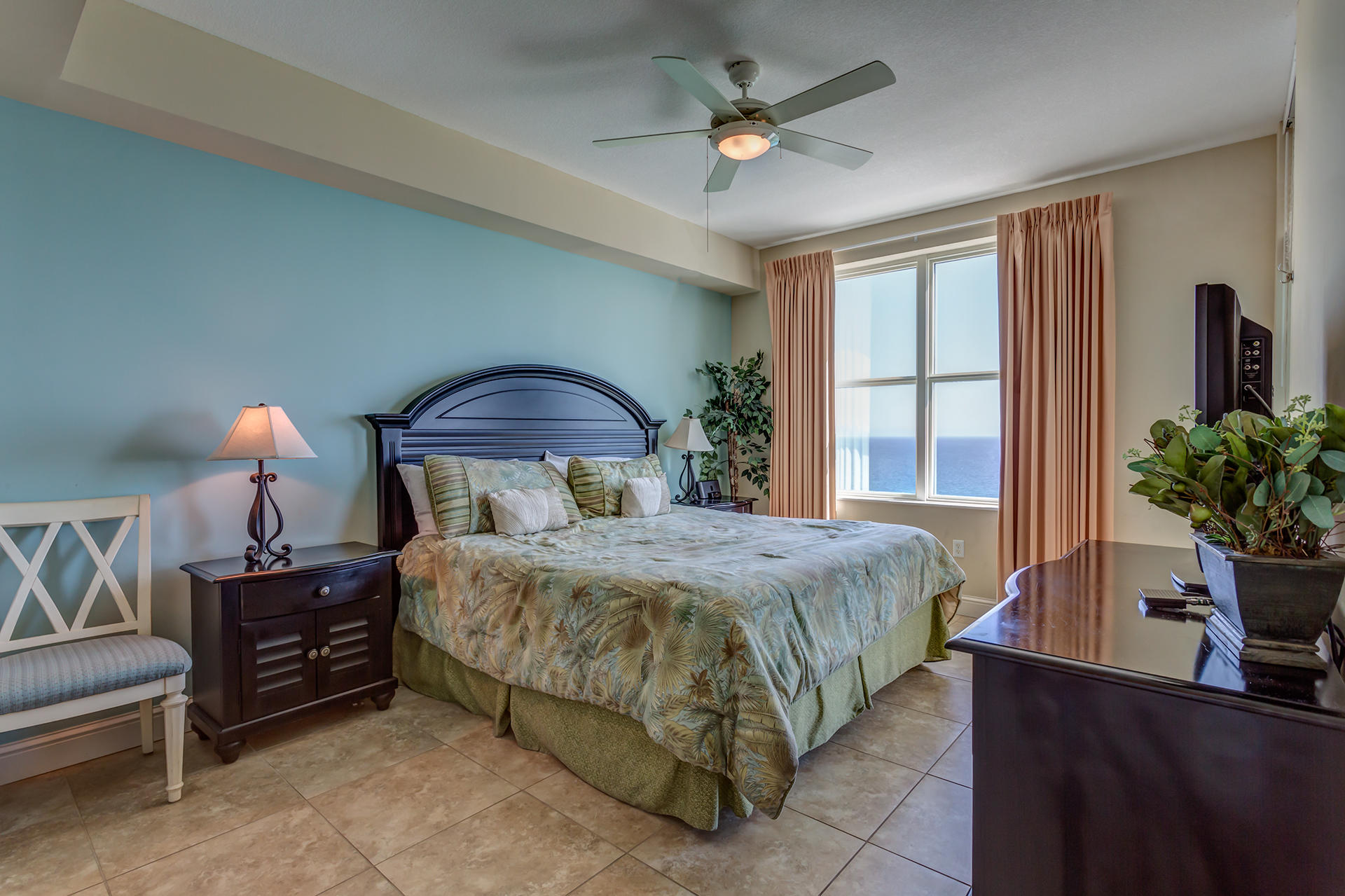 AQUA Beachside Resort - Residential