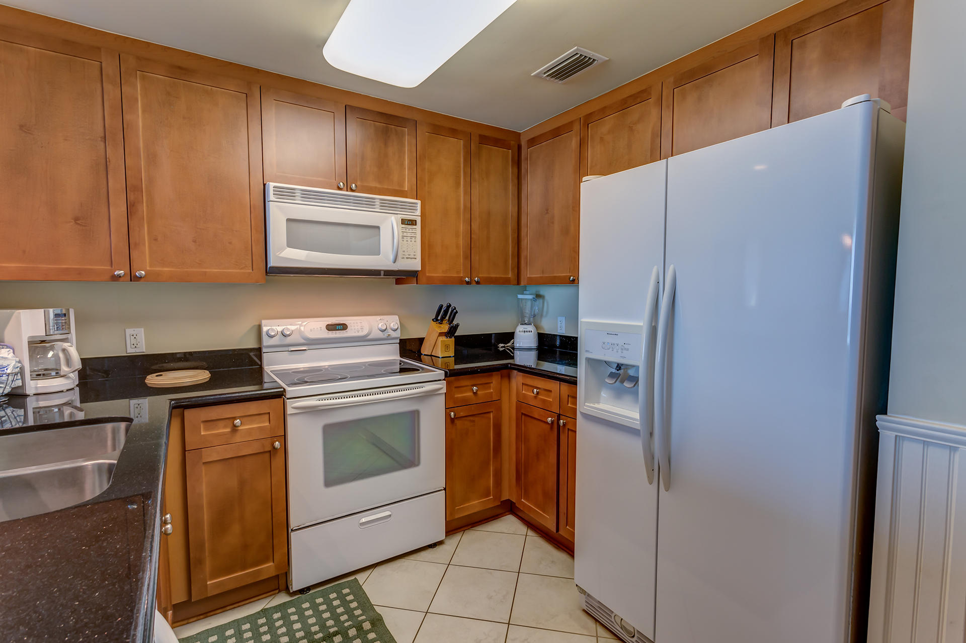 AQUA Beachside Resort - Residential