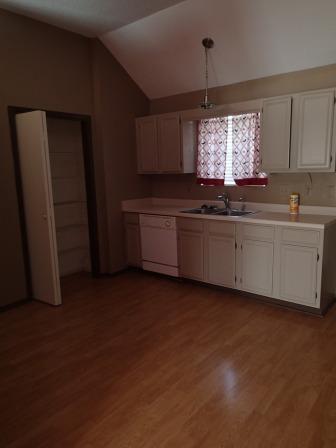 PETITE CHATEAU - Residential