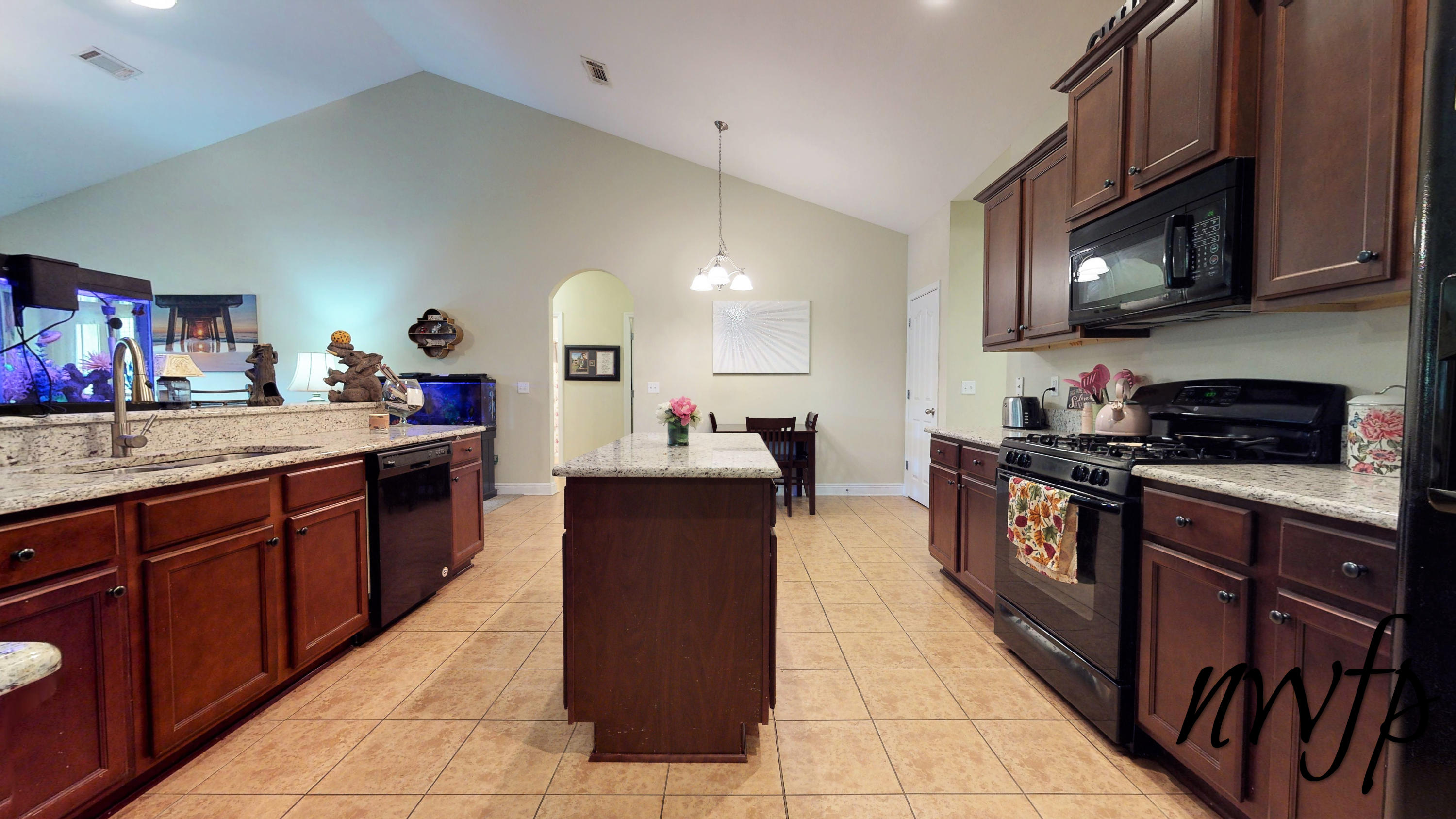 HAMMOCK BAY - Residential