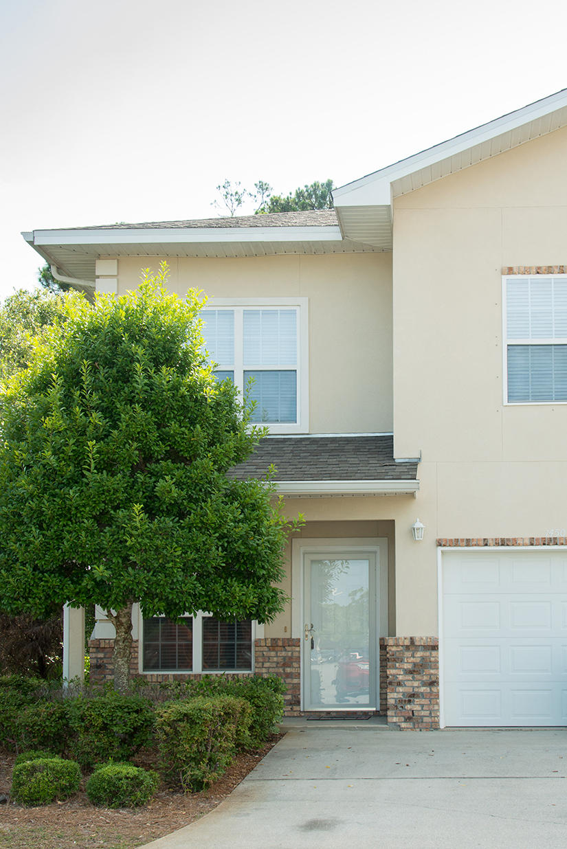 Meridian Square Townhomes - Residential