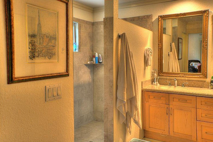 BAY MAGNOLIA - Residential Lease