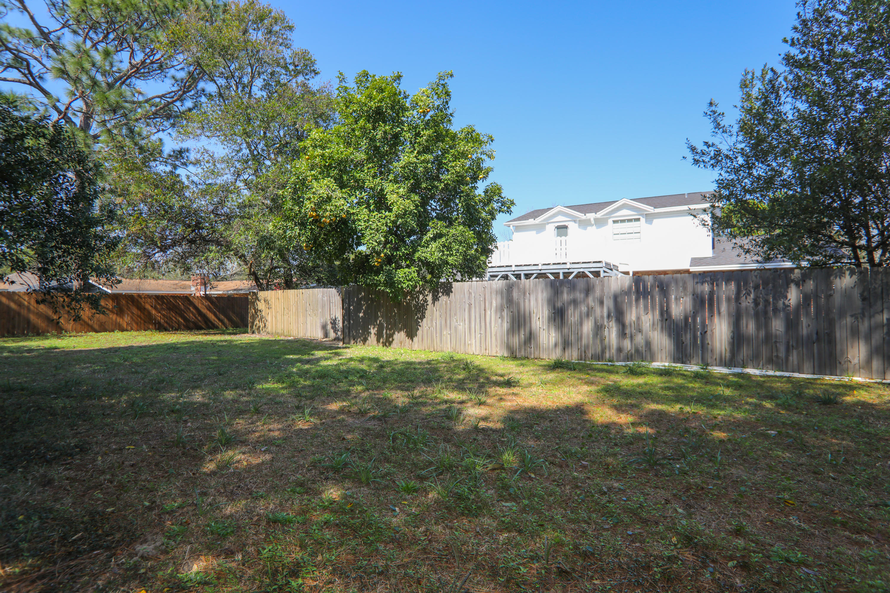 BAYOU POQUITO - Residential