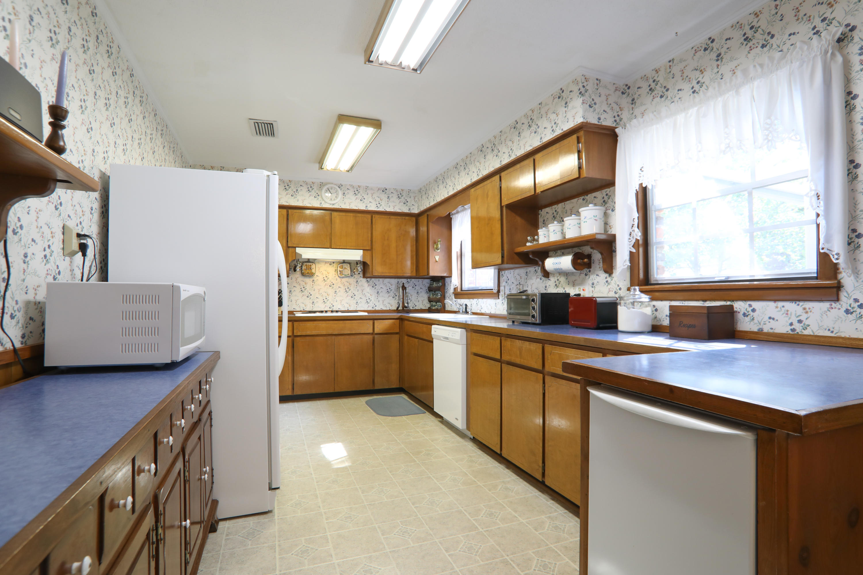 BAYOU POQUITO - Residential