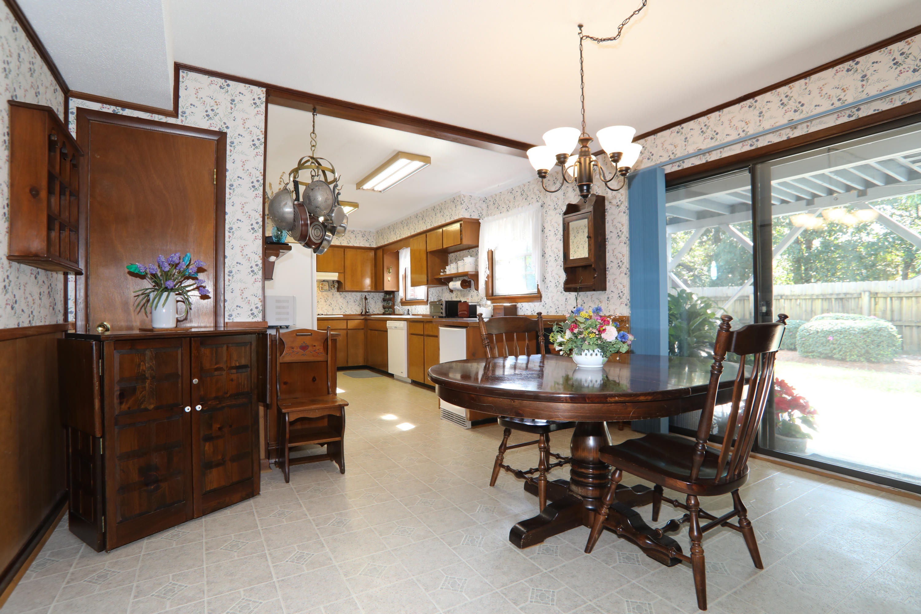 BAYOU POQUITO - Residential