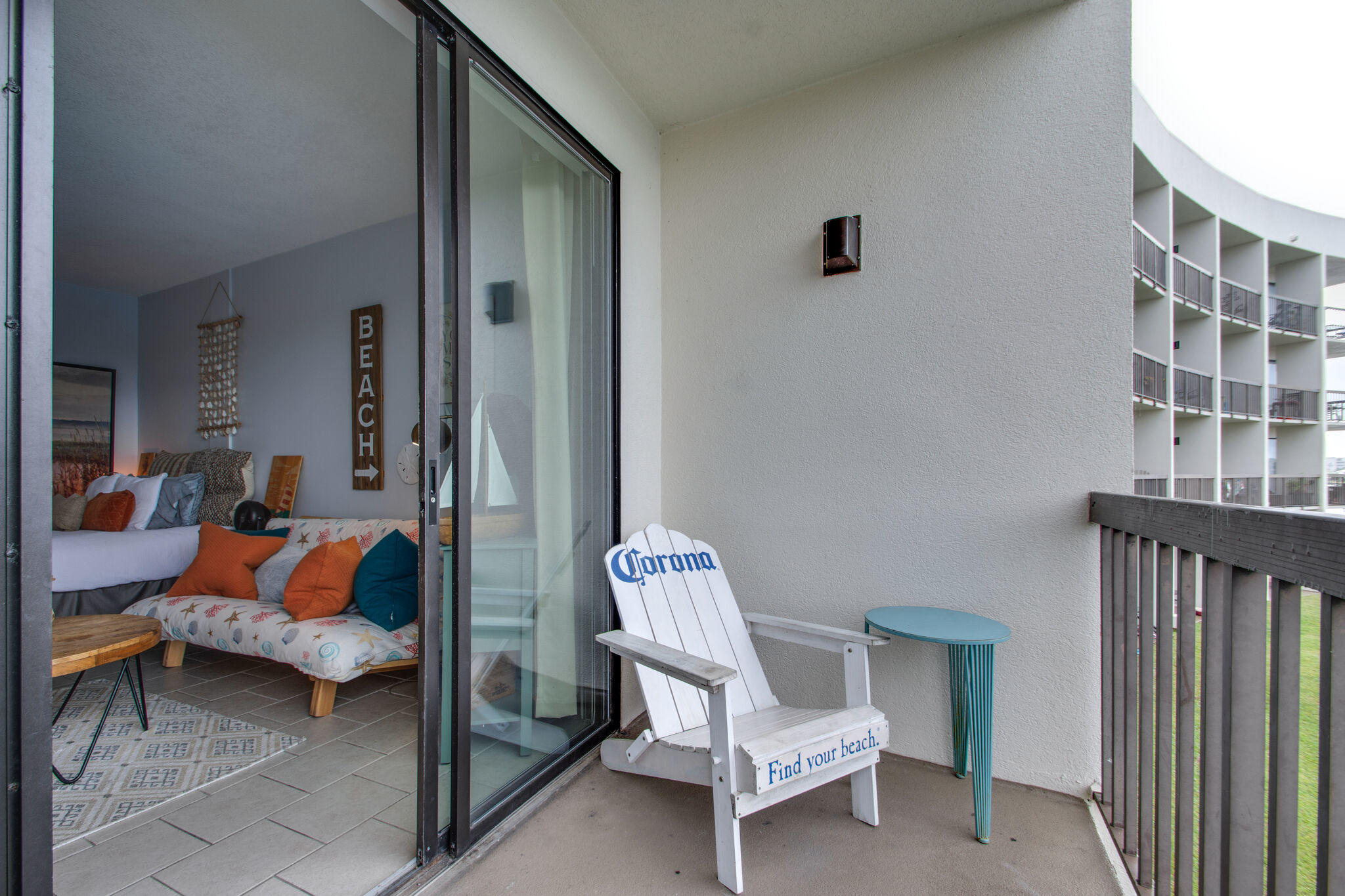 PIRATES BAY PH 1 - Residential