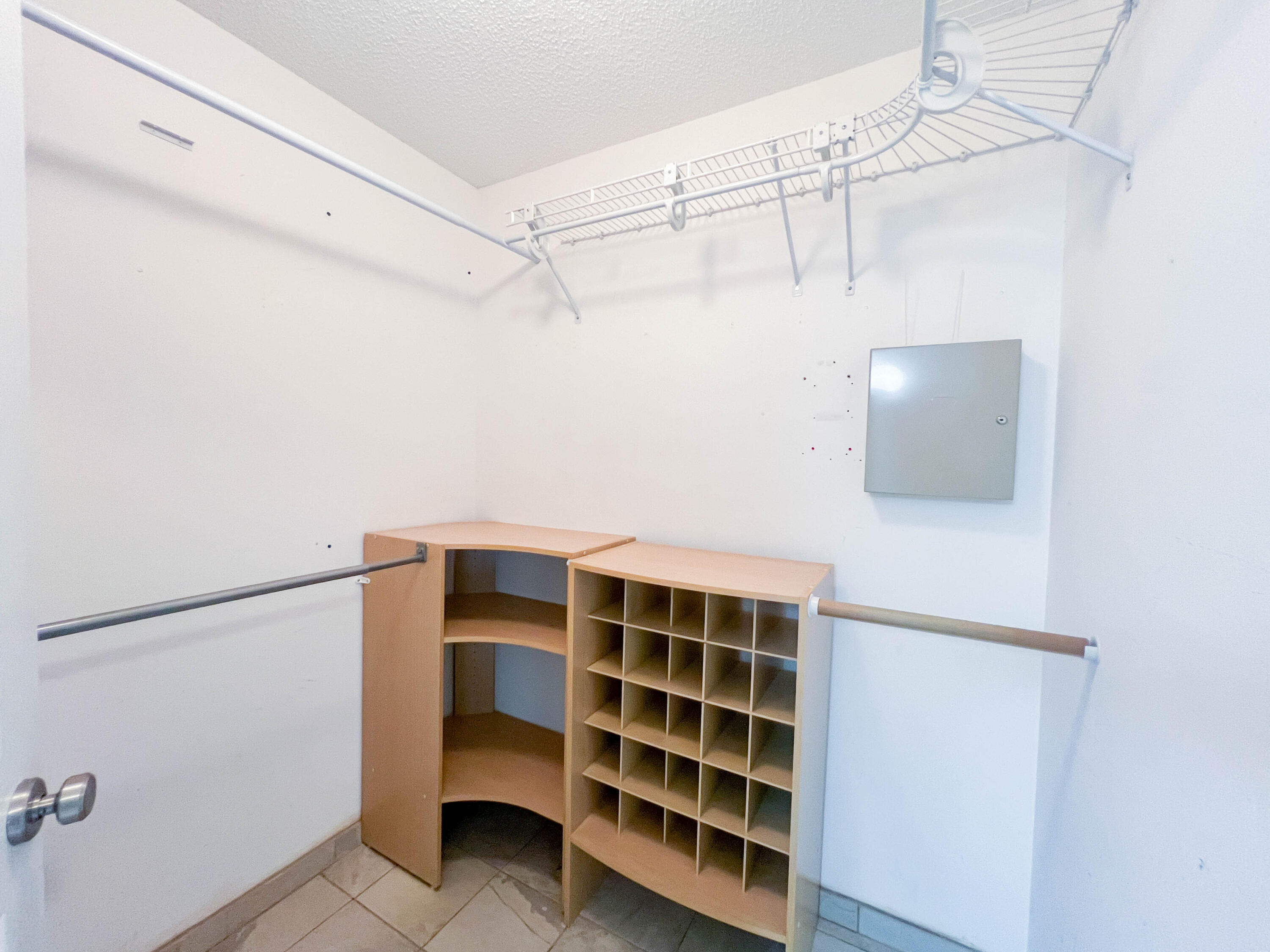 CHEROKEE BEND PH 2 - Residential Lease