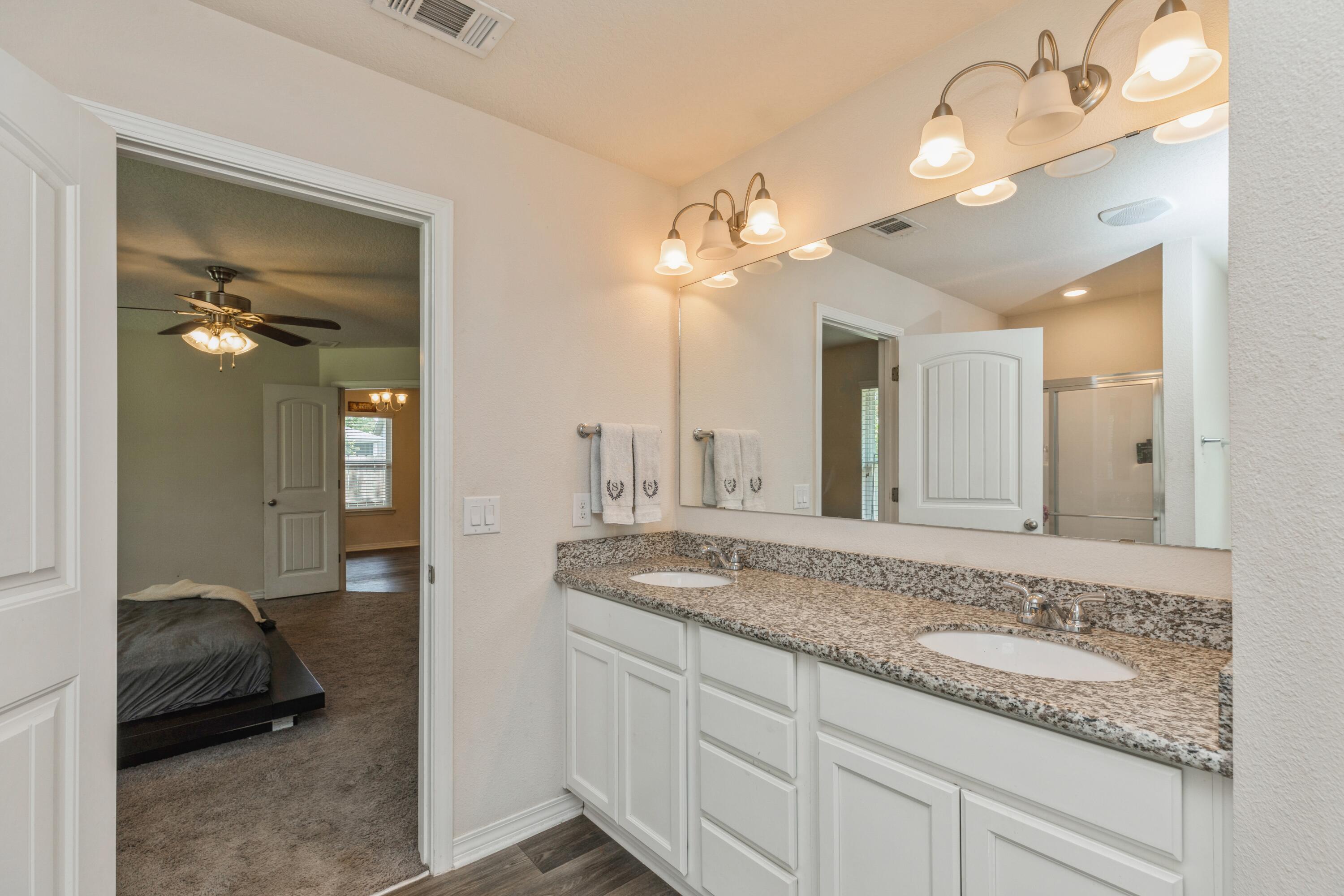 NAVARRE S/D 2ND ADDN - Residential
