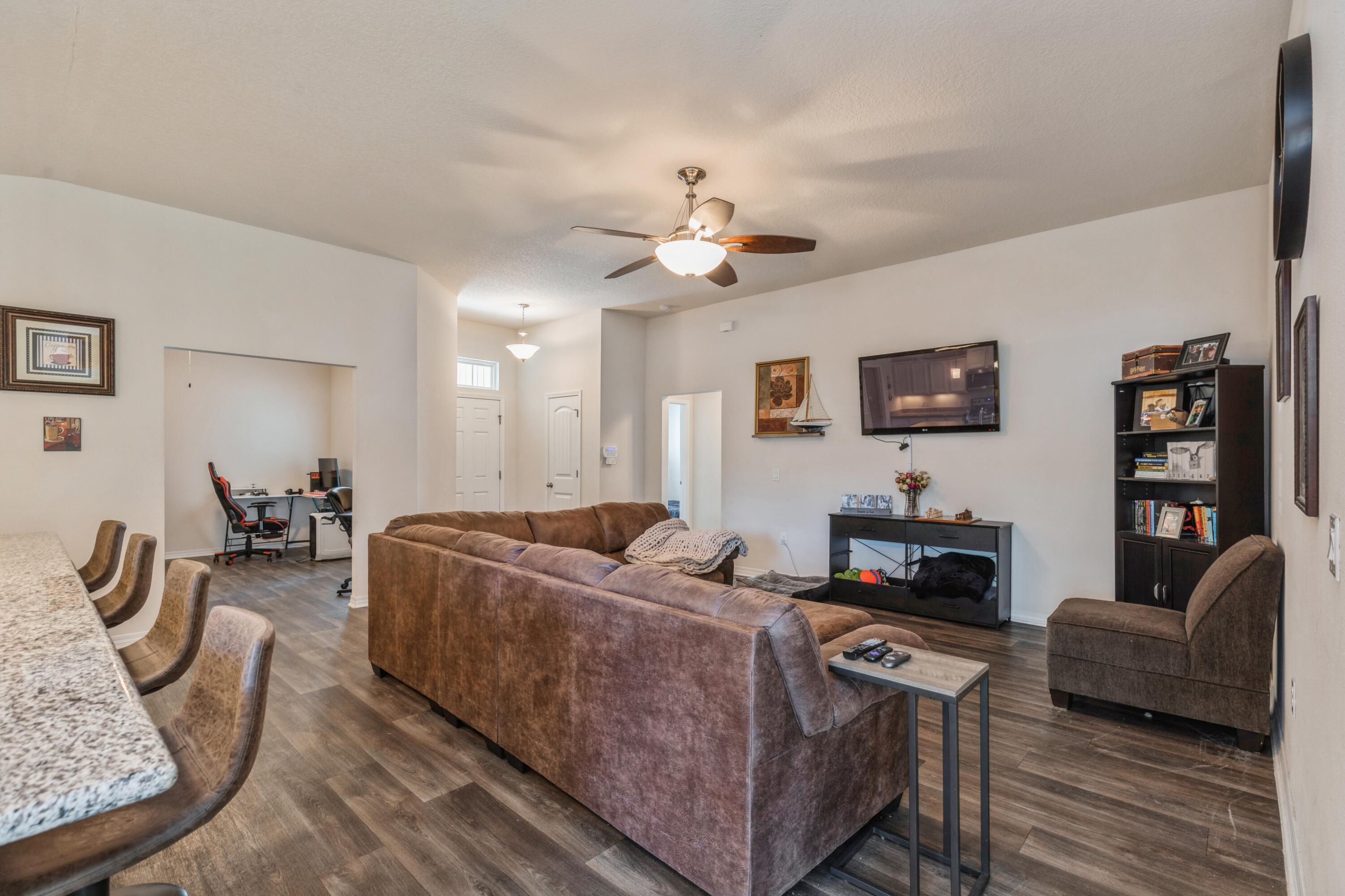 NAVARRE S/D 2ND ADDN - Residential