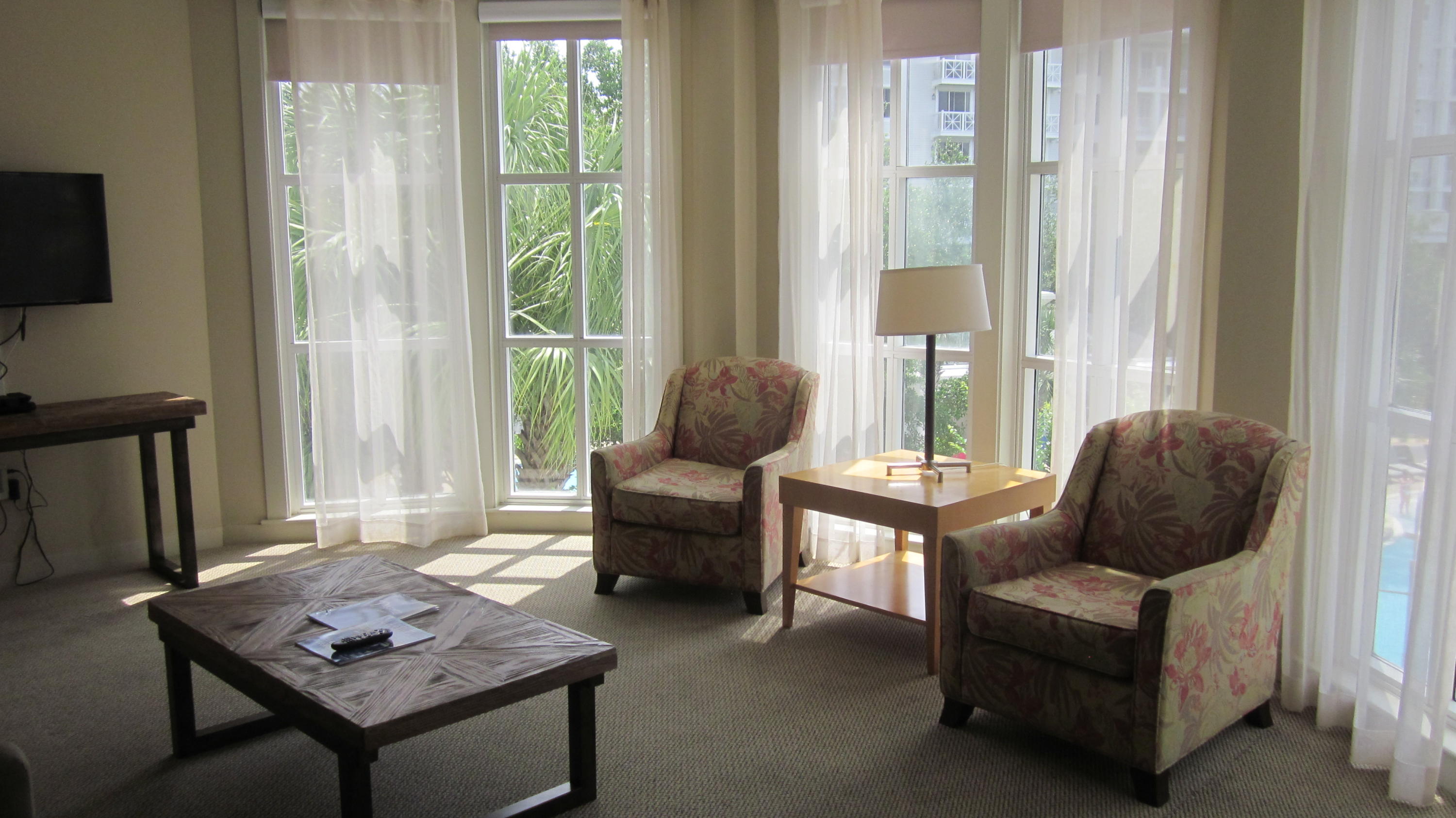 BAHIA CONDO - Residential