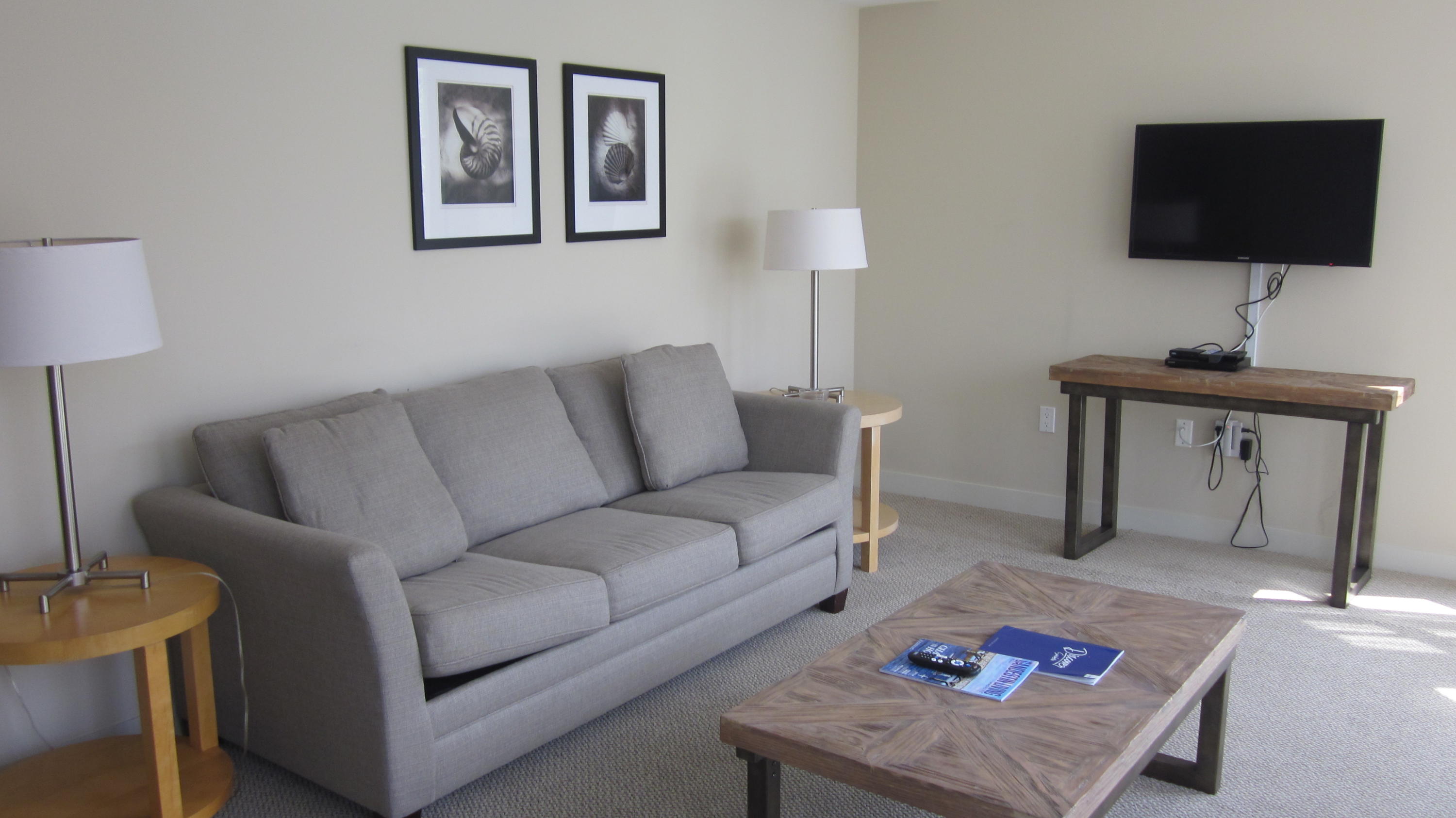 BAHIA CONDO - Residential