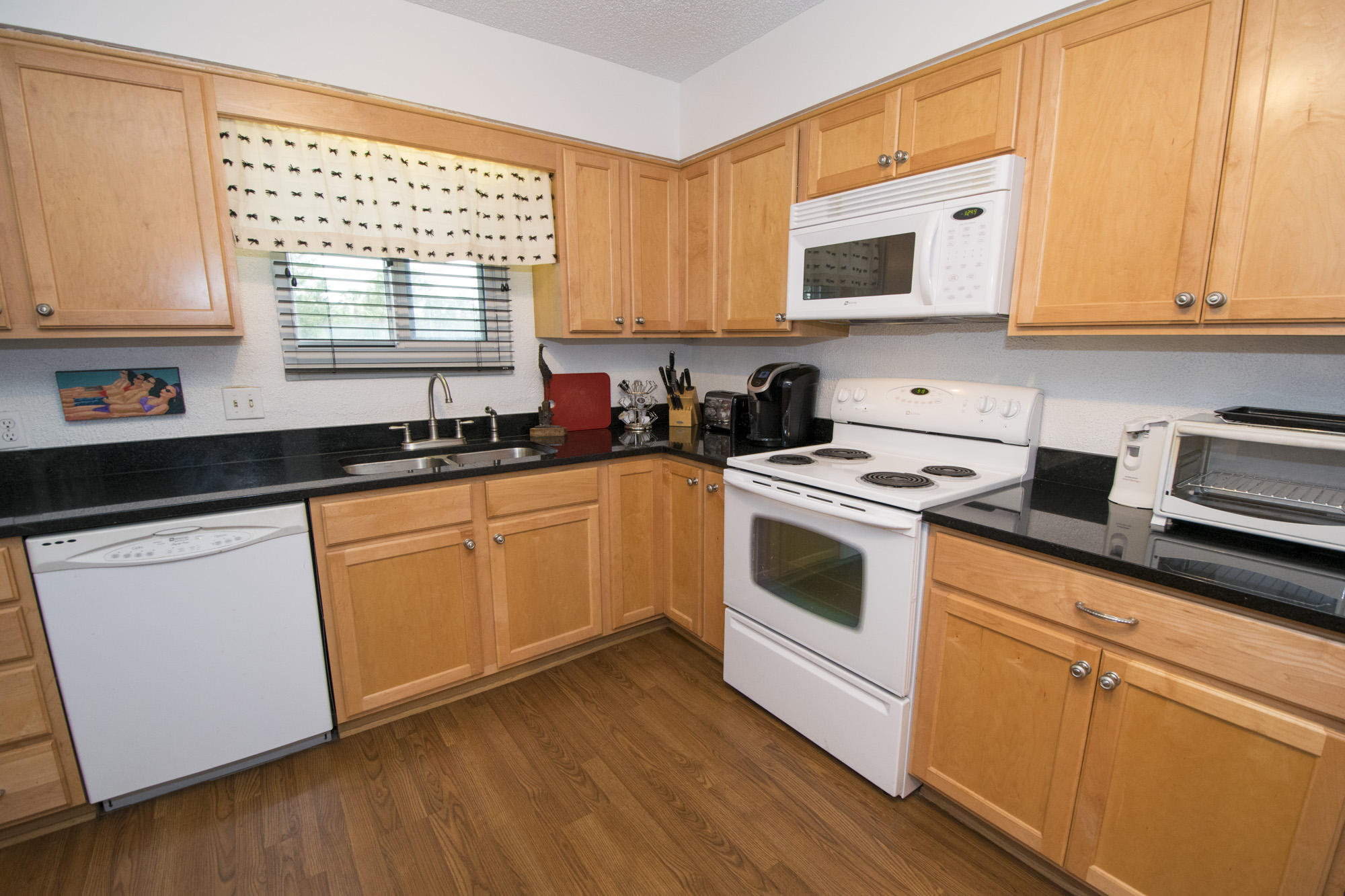 SAND CLIFFS CONDO - Residential