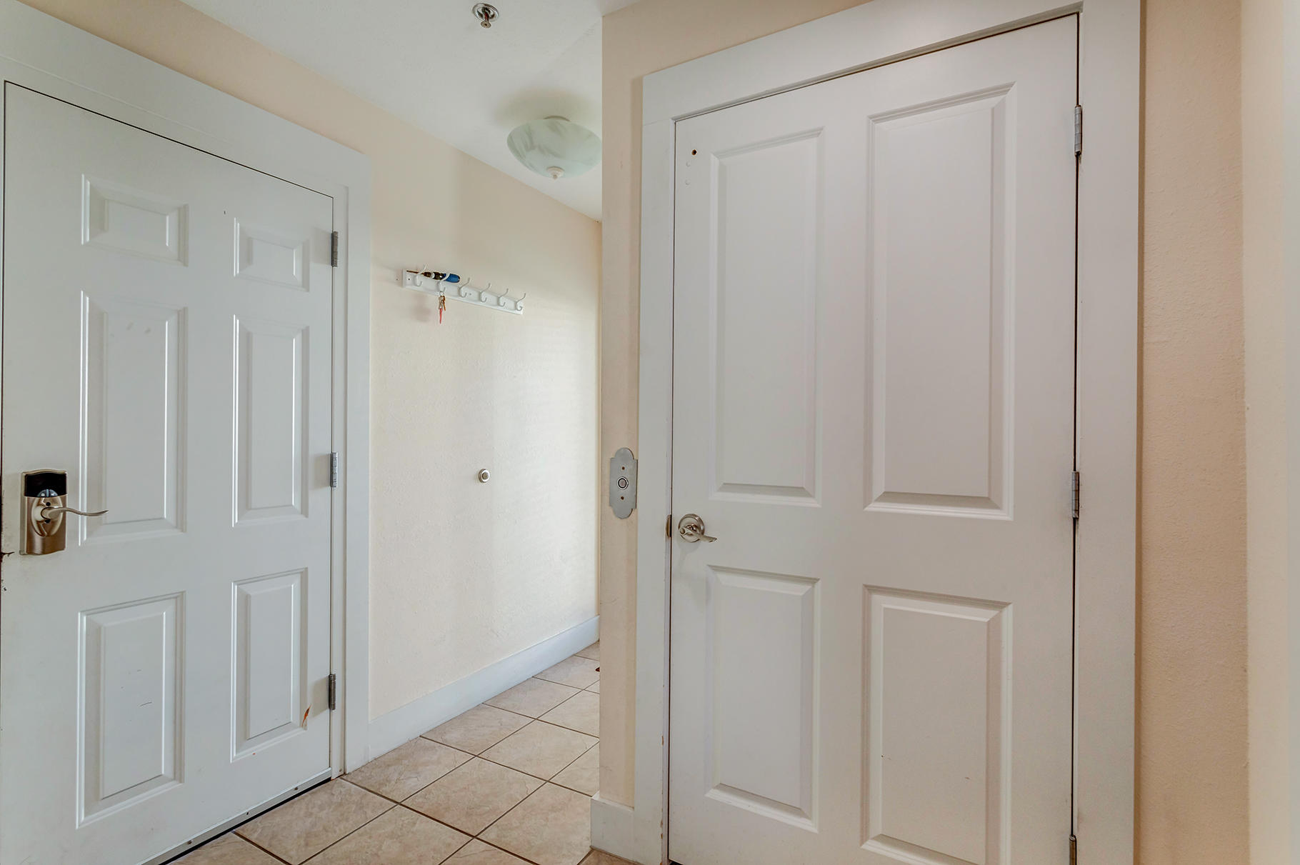 CASA DEL MAR - Residential