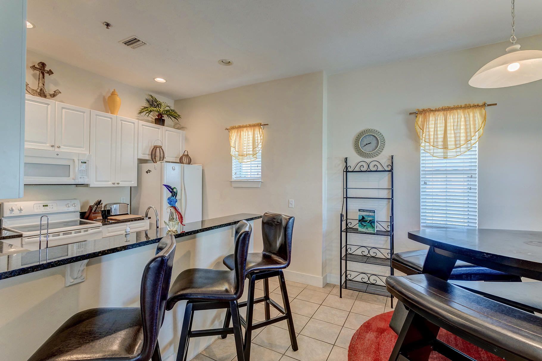 CASA DEL MAR - Residential