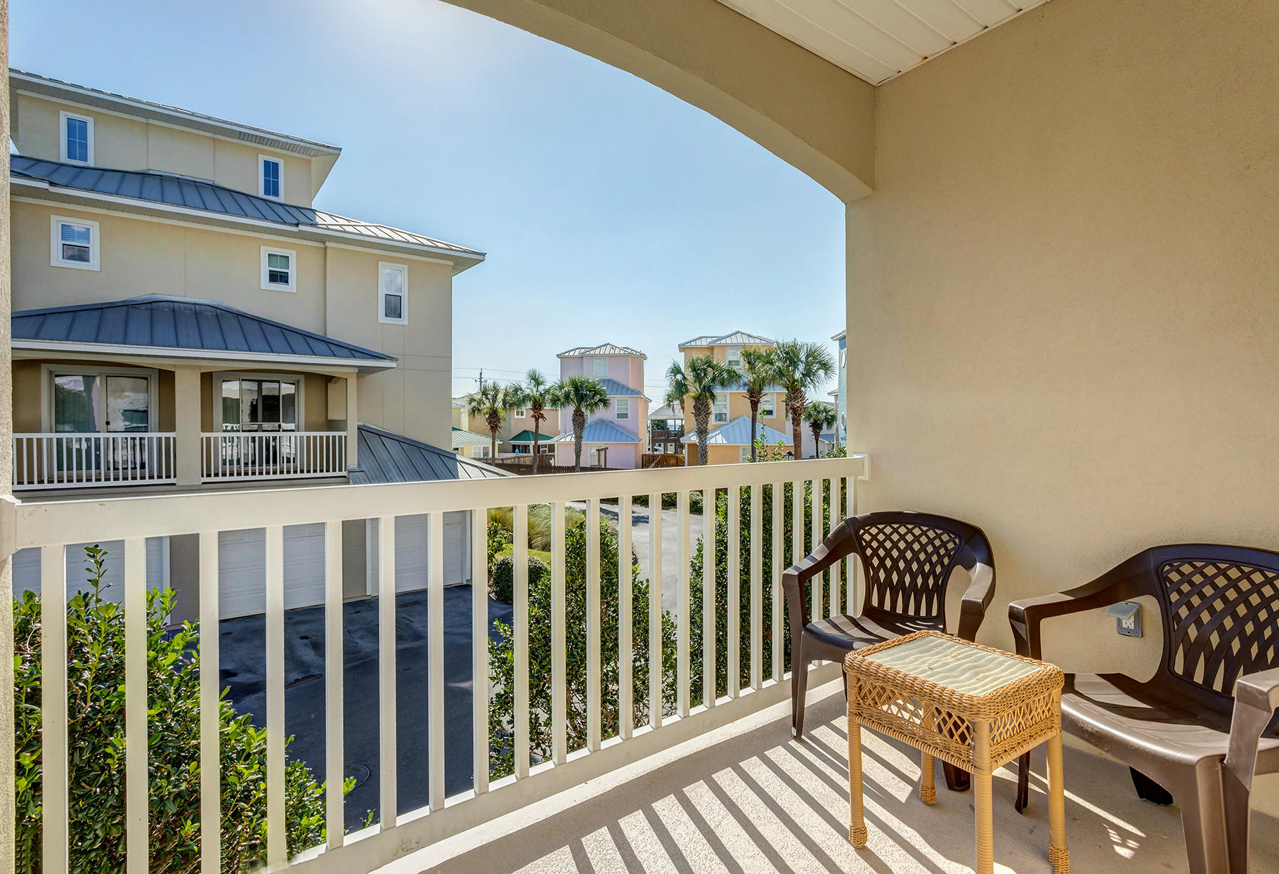 CASA DEL MAR - Residential