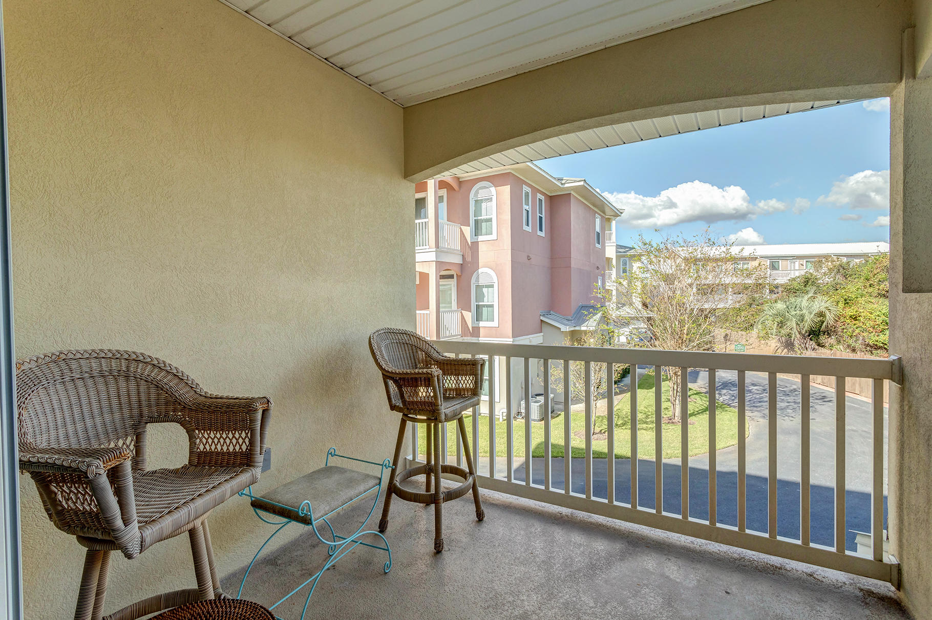 CASA DEL MAR - Residential