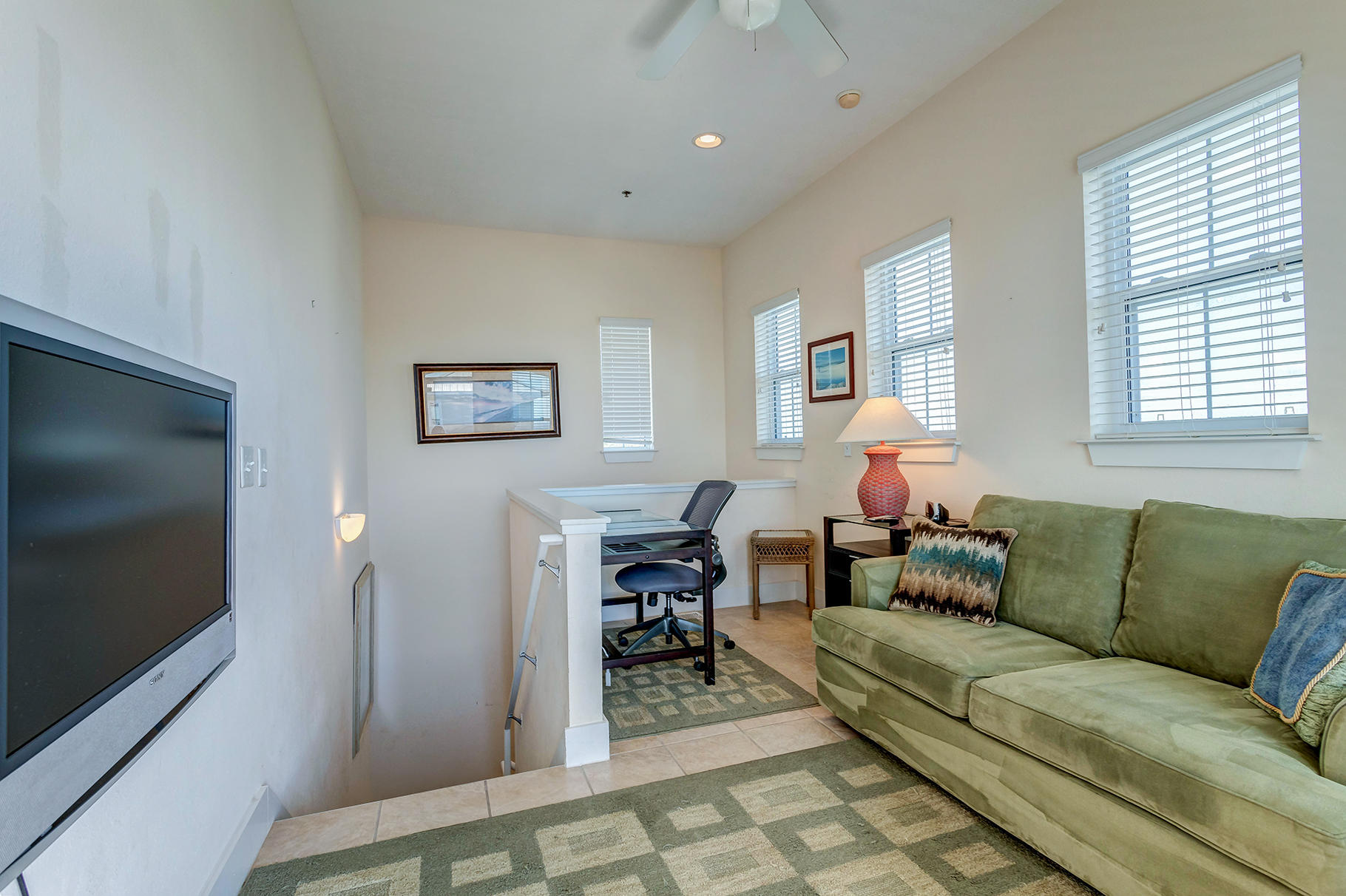 CASA DEL MAR - Residential