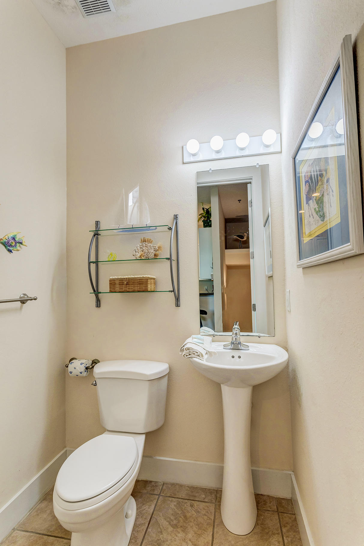 CASA DEL MAR - Residential