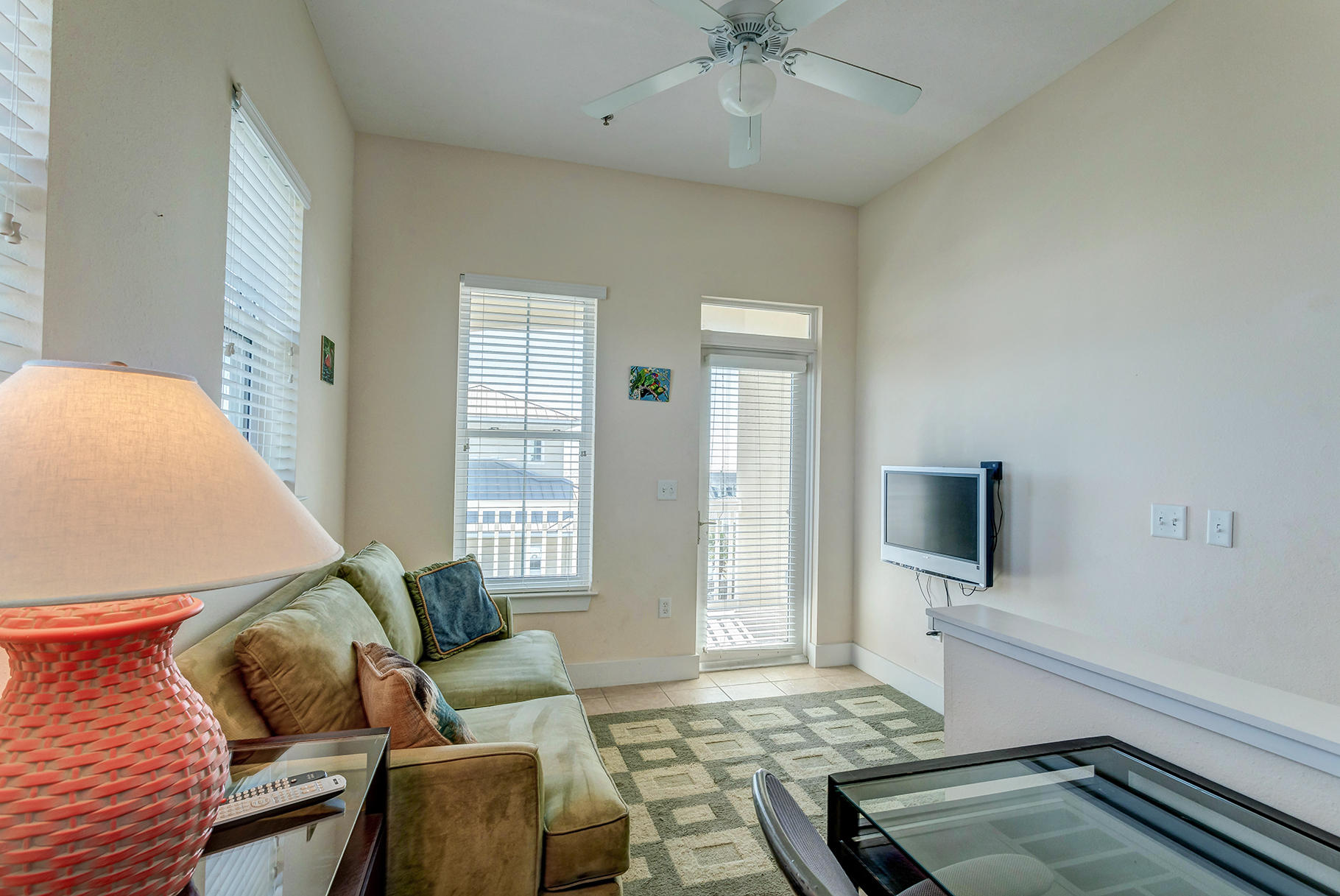 CASA DEL MAR - Residential