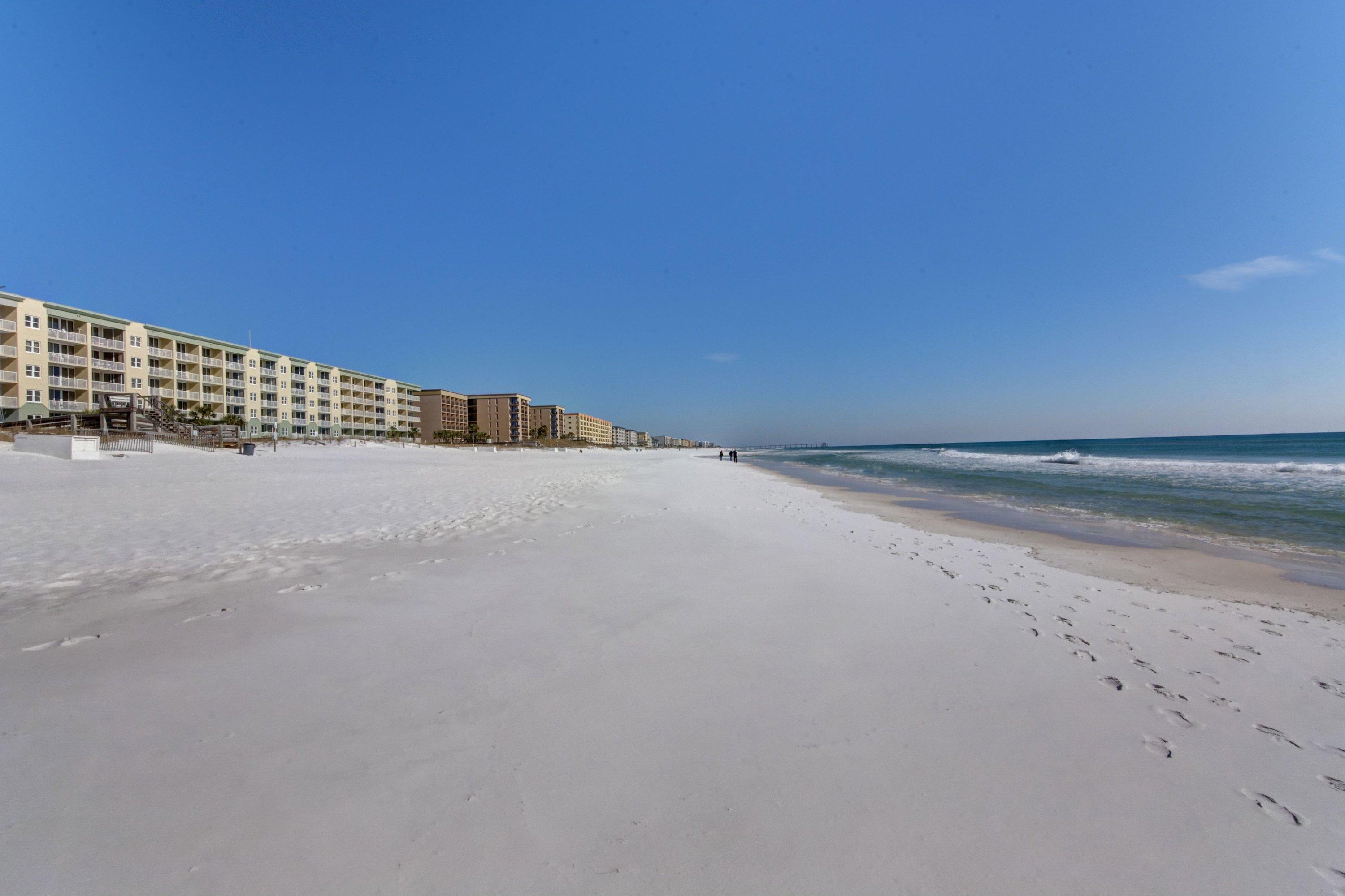 NAUTILUS CONDO - Residential