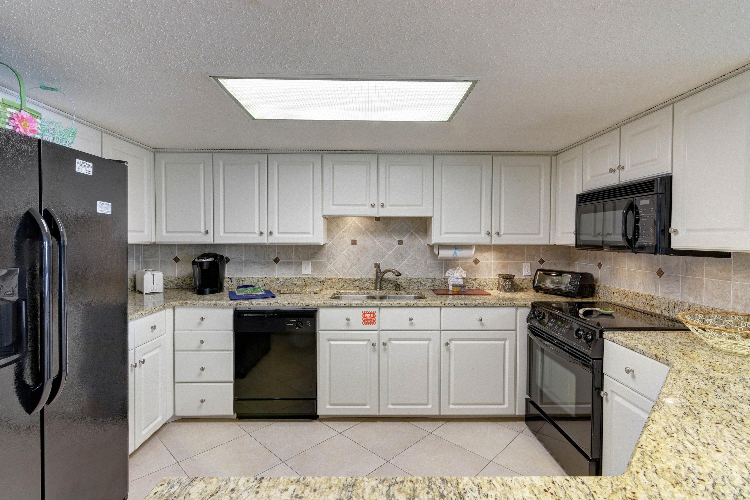 NAUTILUS CONDO - Residential