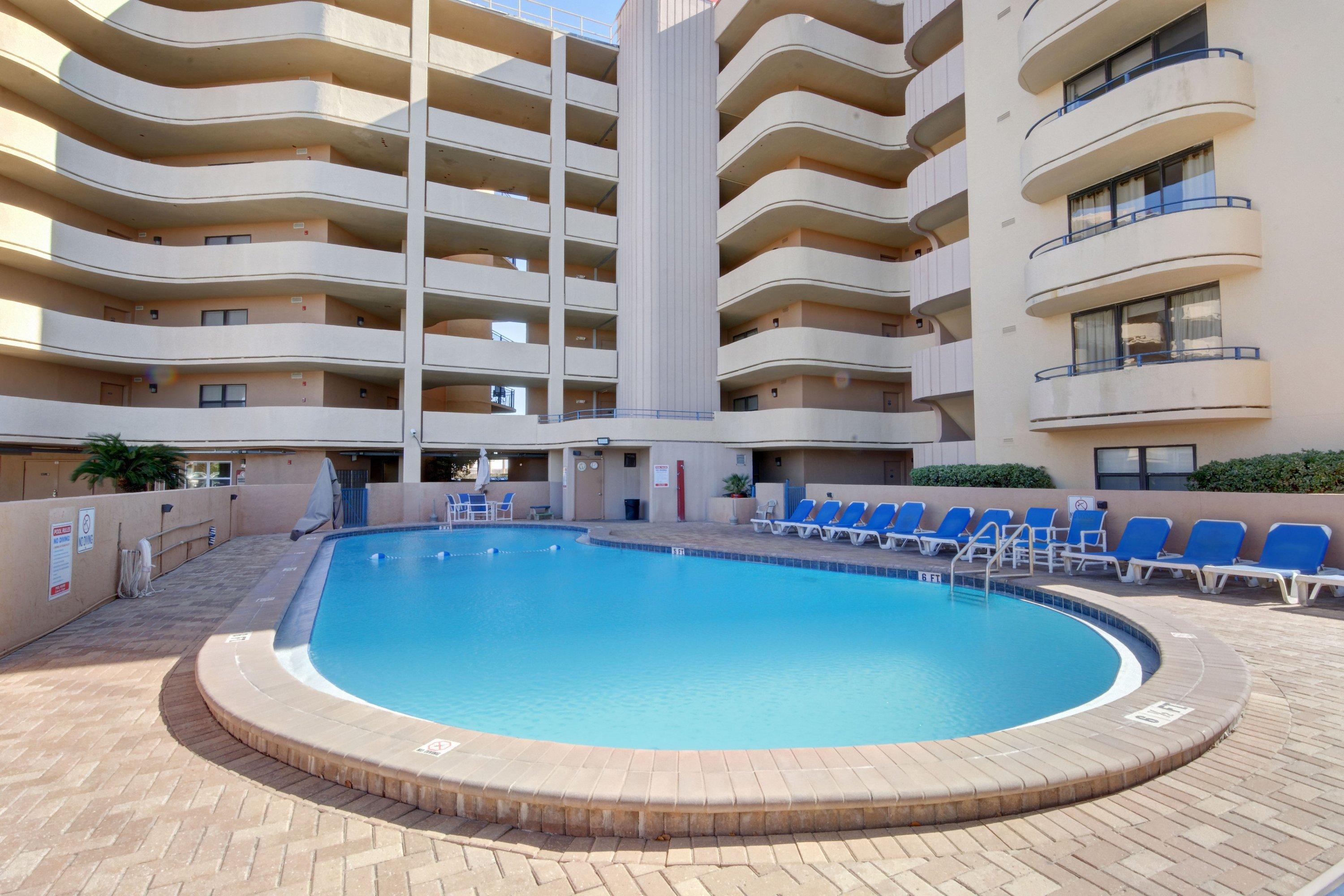 NAUTILUS CONDO - Residential