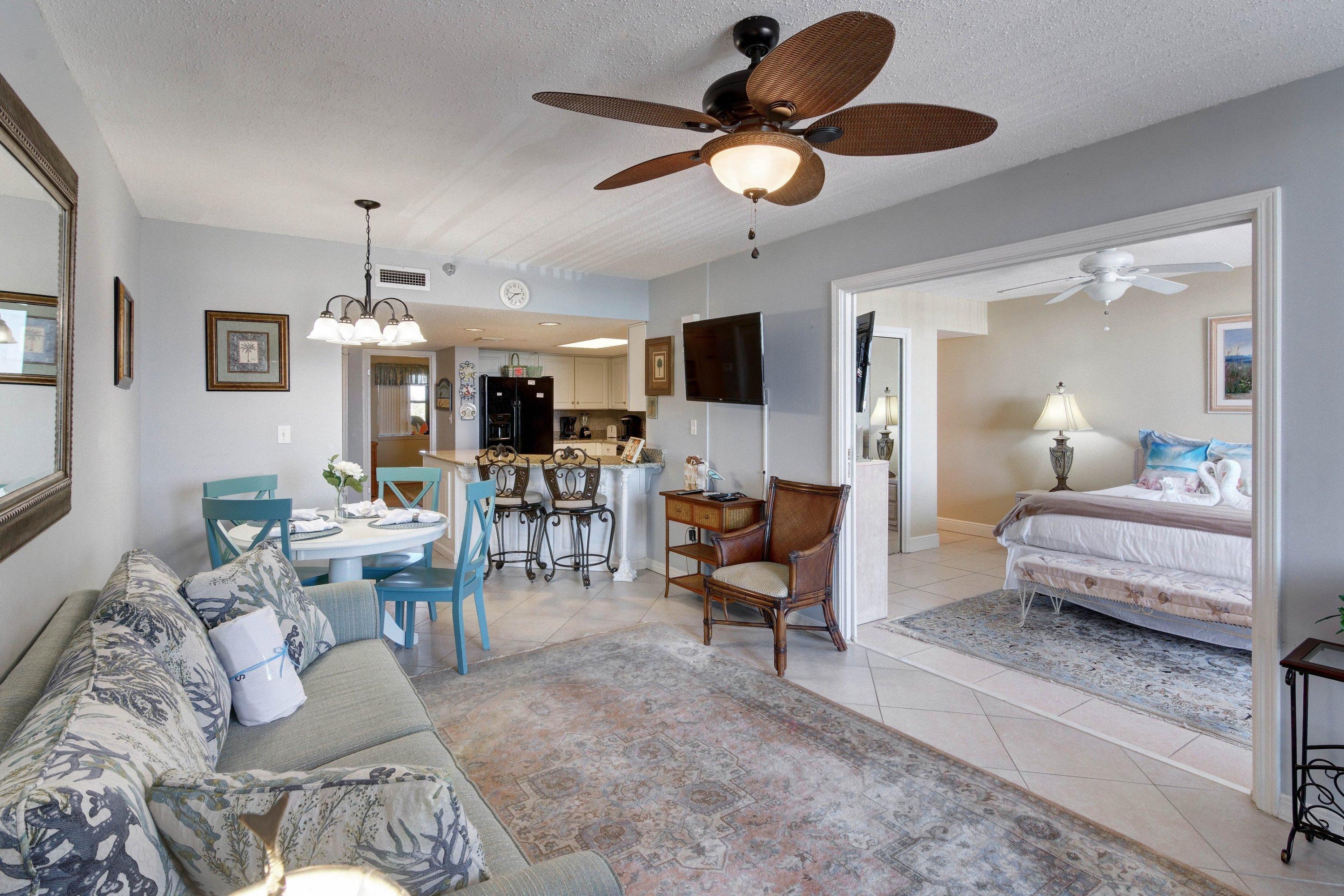 NAUTILUS CONDO - Residential